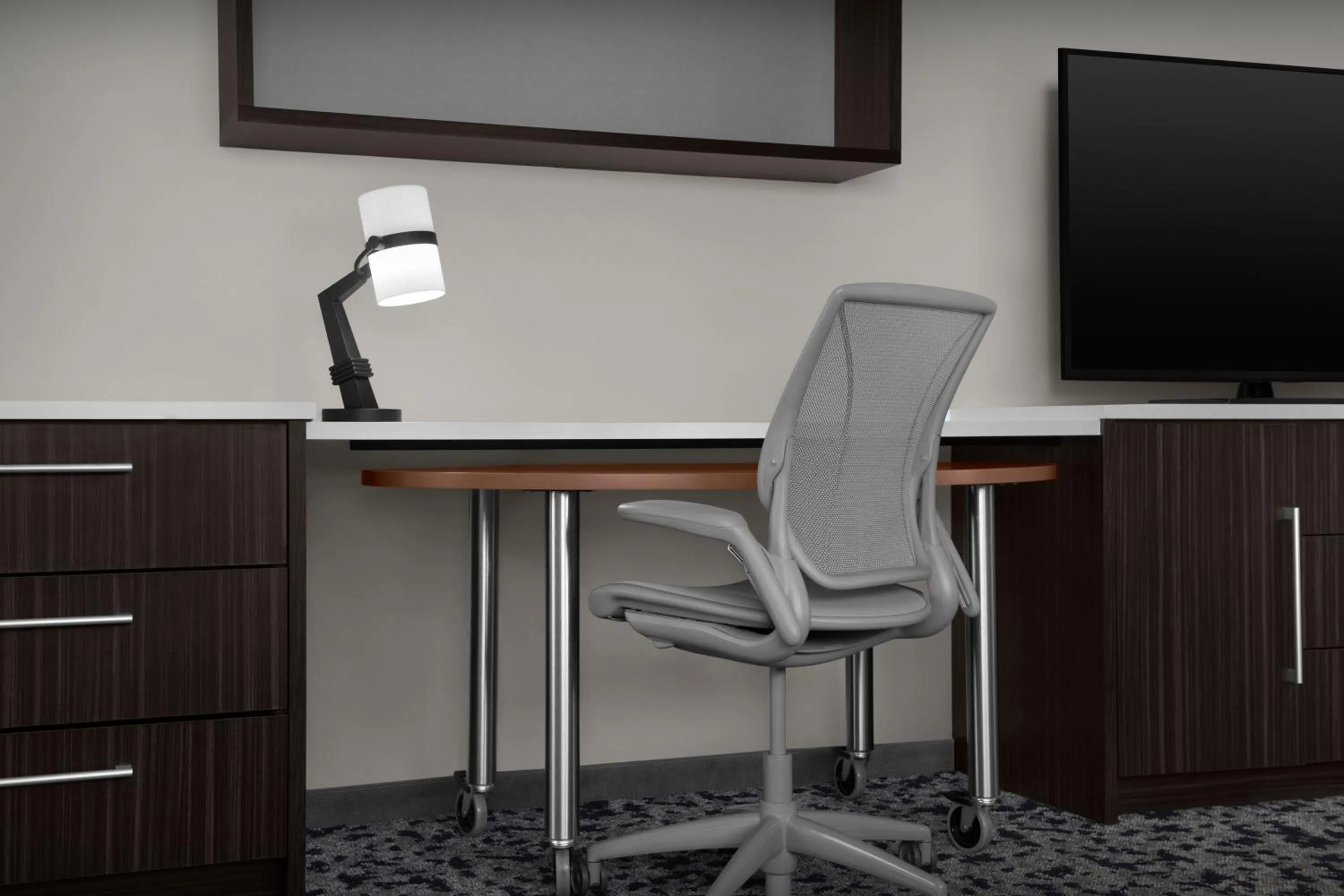 Bedroom in Home2 Suites by Hilton Arundel Mills BWI Airport