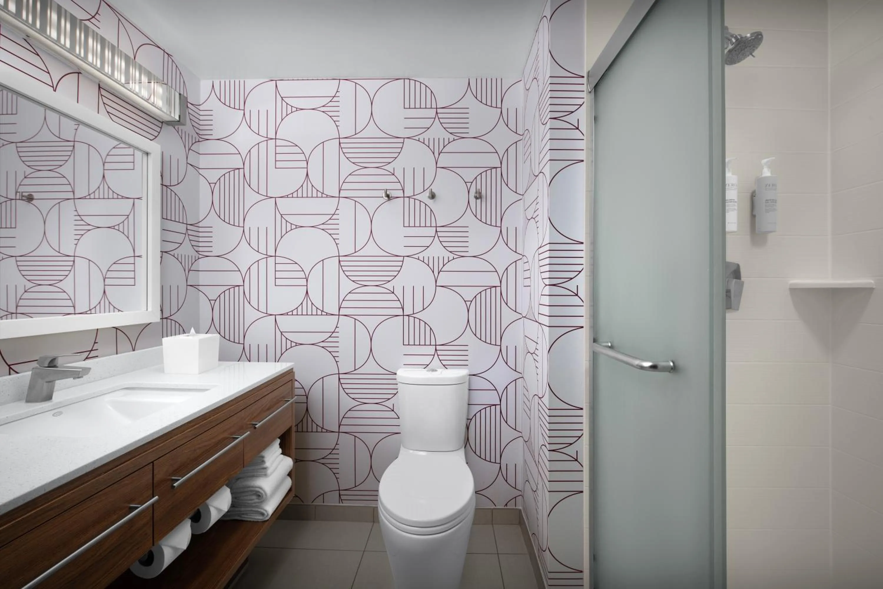 Bathroom in Home2 Suites by Hilton Arundel Mills BWI Airport