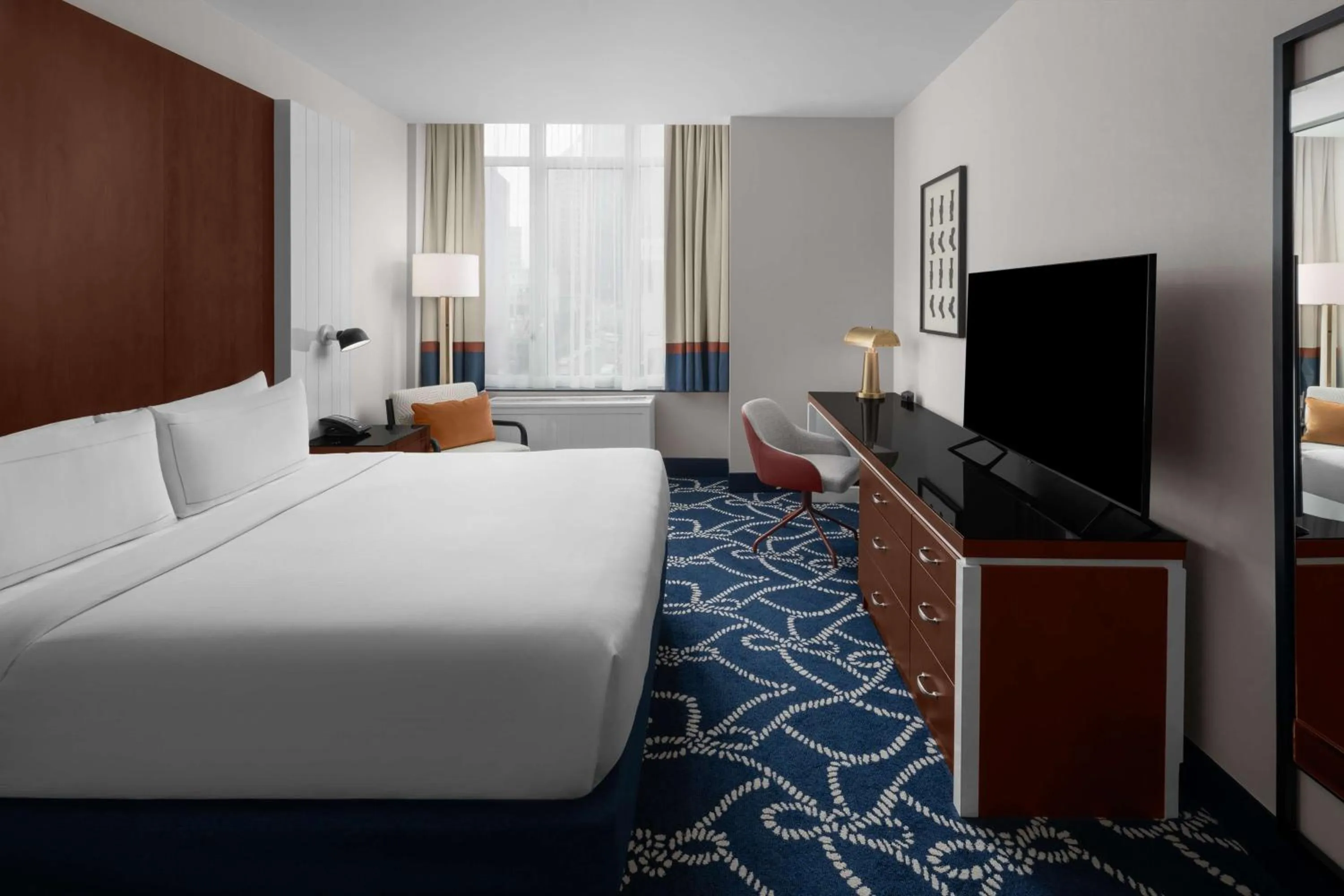 Bed in Hilton Brooklyn New York - Newly Renovated