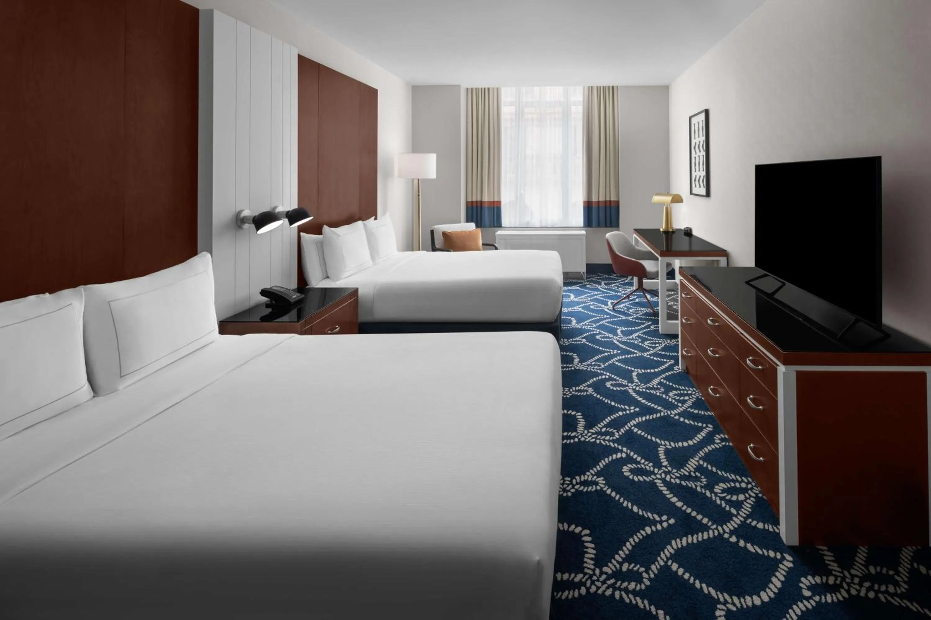 Bed in Hilton Brooklyn New York - Newly Renovated