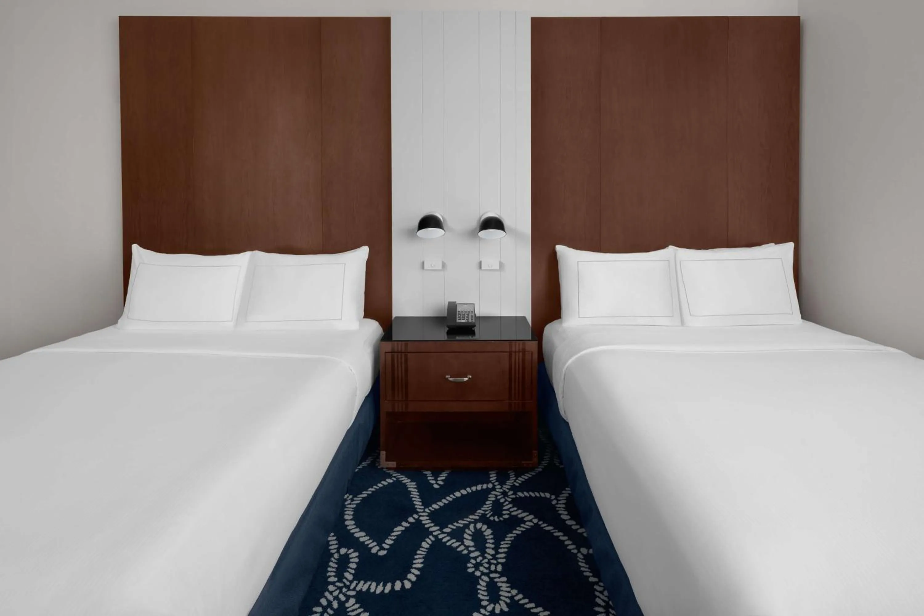 Bed in Hilton Brooklyn New York - Newly Renovated