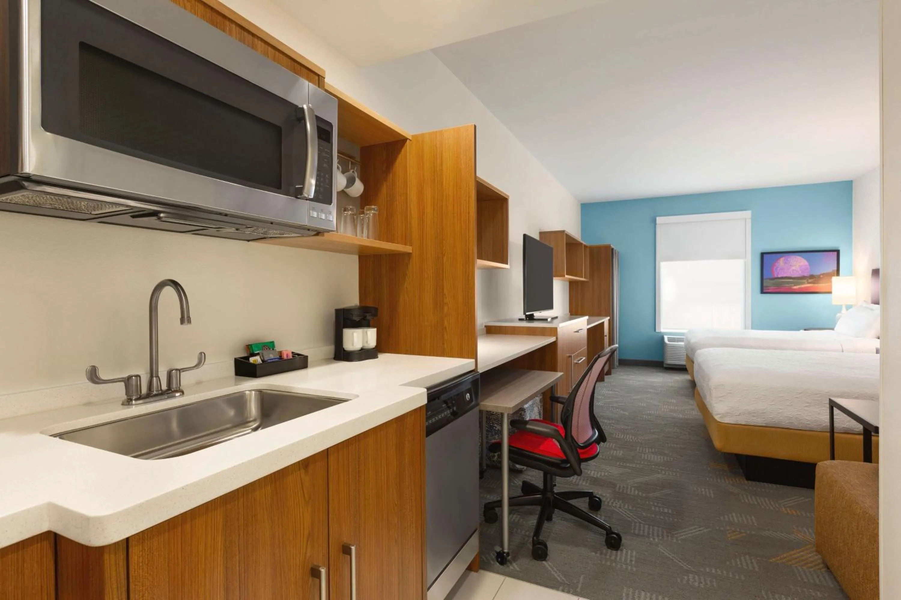 Bedroom, Bed in Home2 Suites By Hilton York