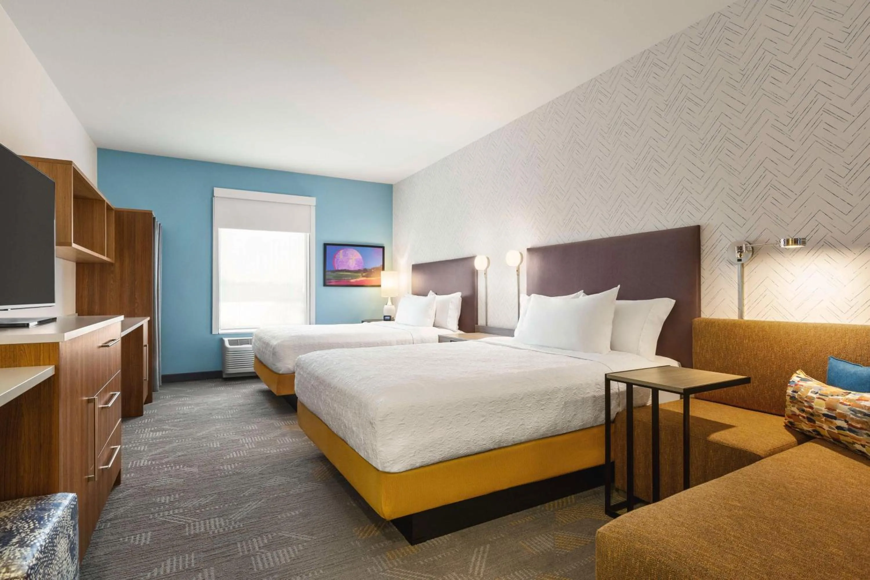 Bed in Home2 Suites By Hilton York