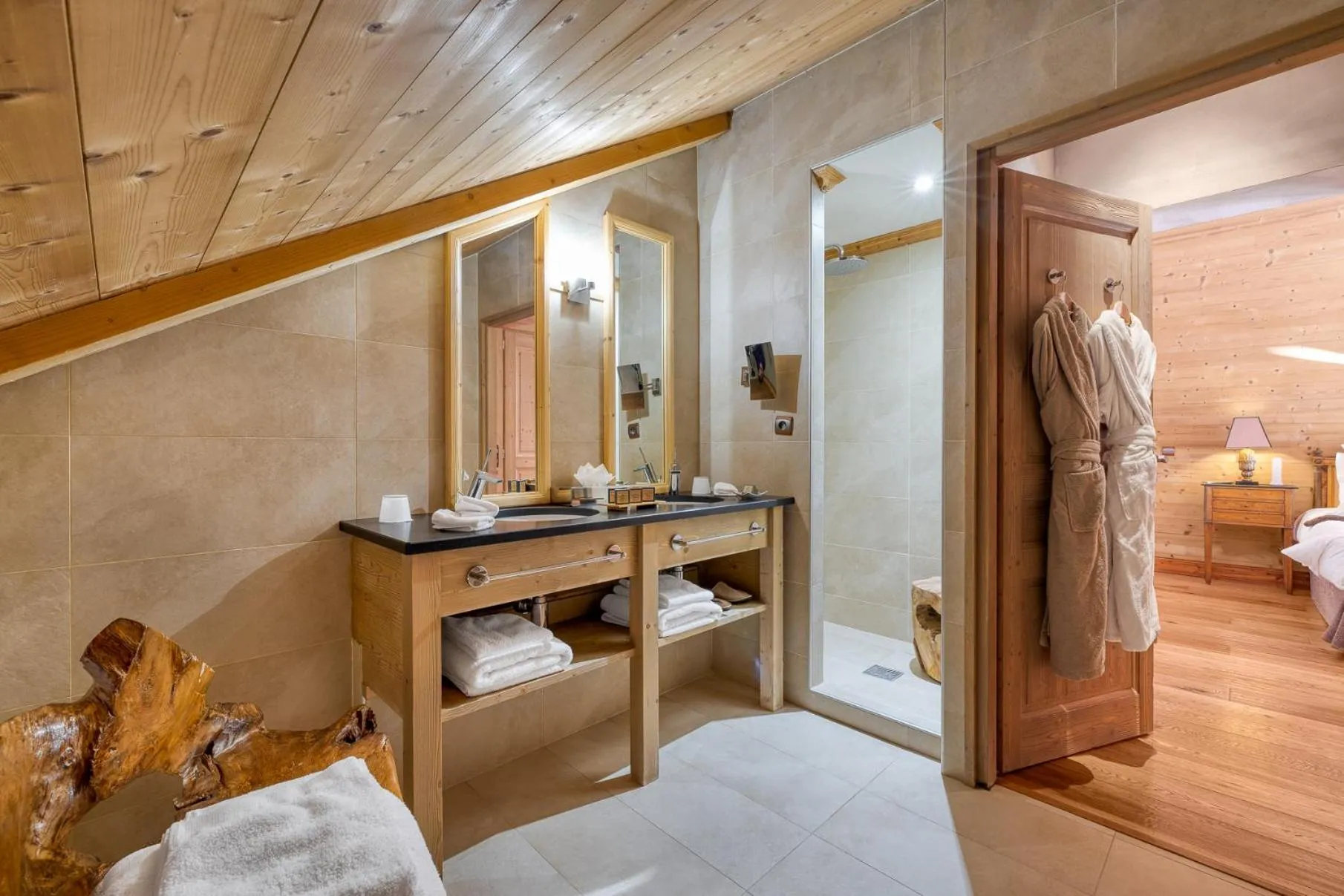 Bed in Hôtel l'Hélios