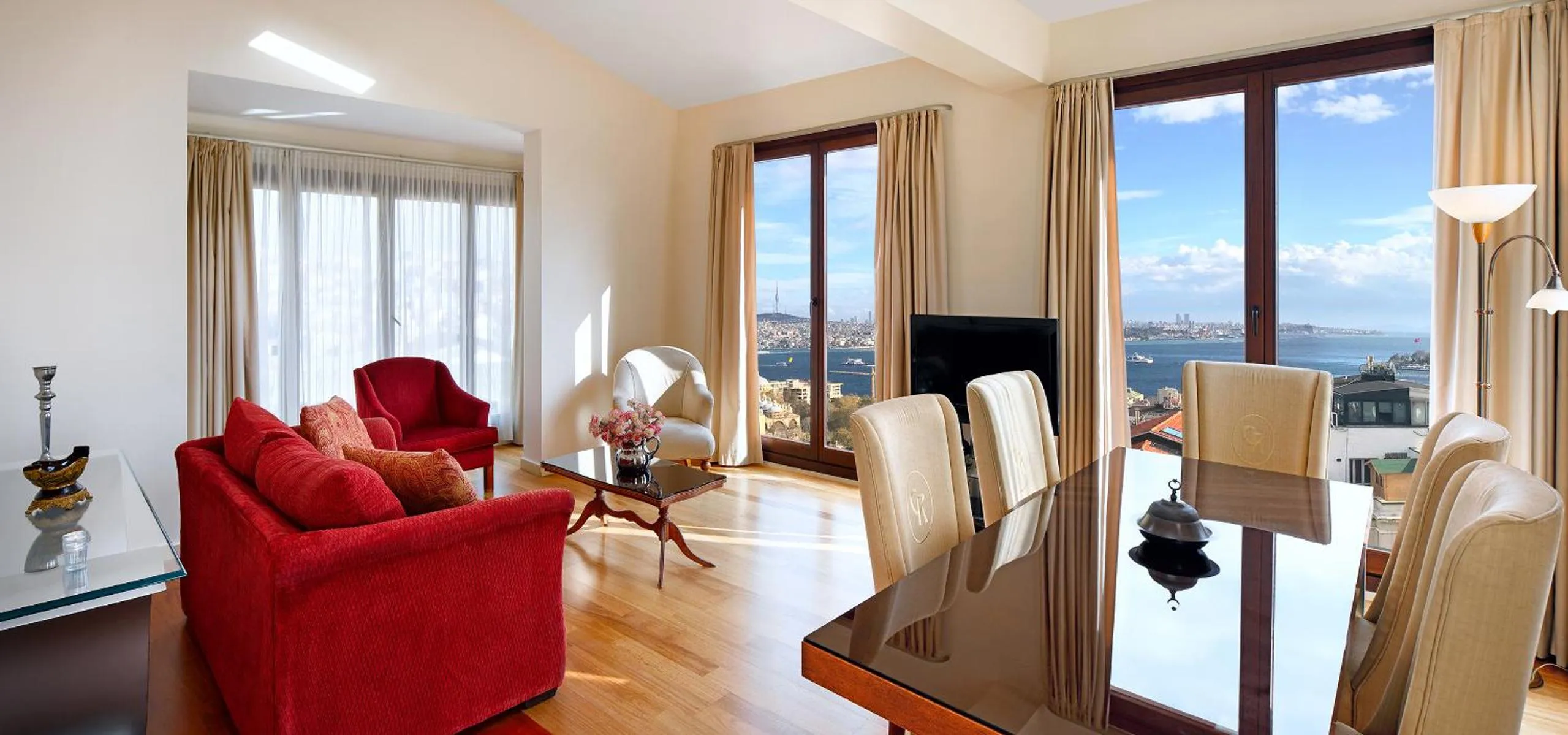 TV and multimedia in Galateia Residence