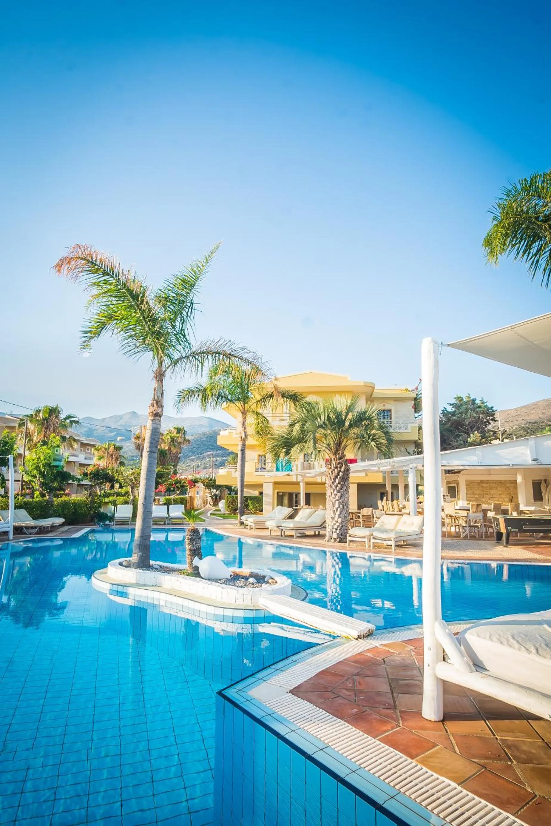 Parthenis Hotel & Suites