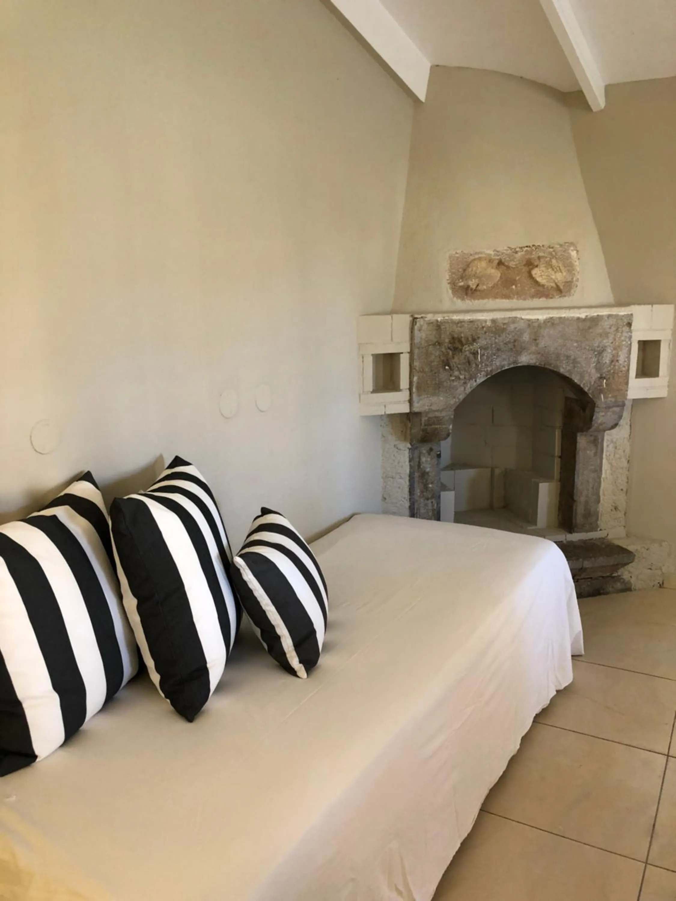 Parthenis Hotel & Suites