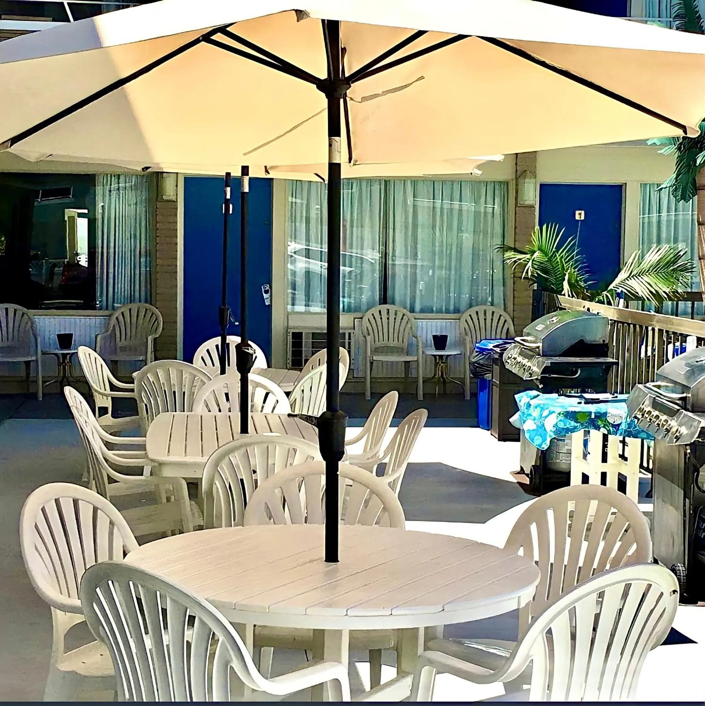 Balcony/Terrace in Beach Colony Motel