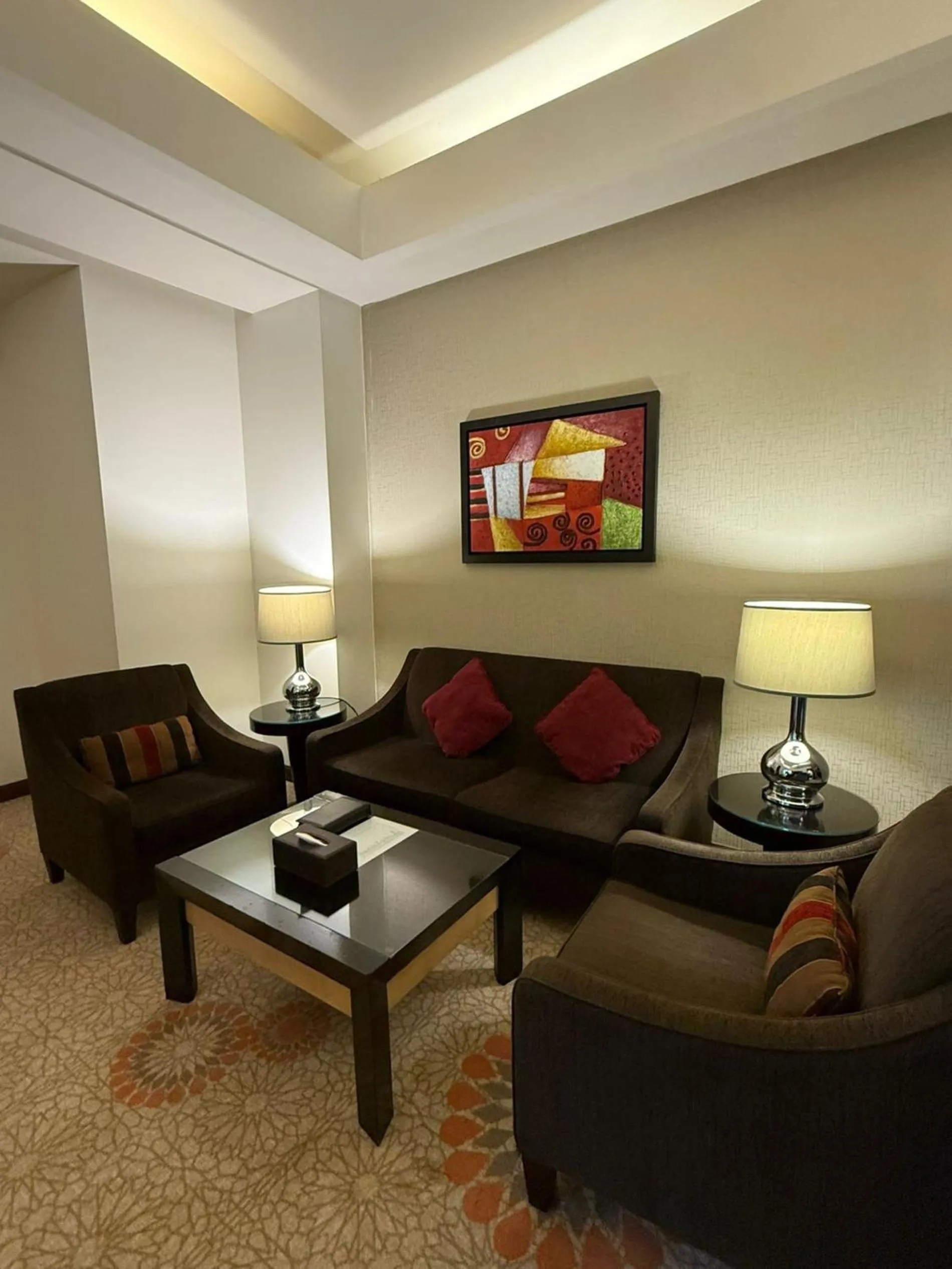 Living room in Sunday Business Avenue Formerly Rand Hotel