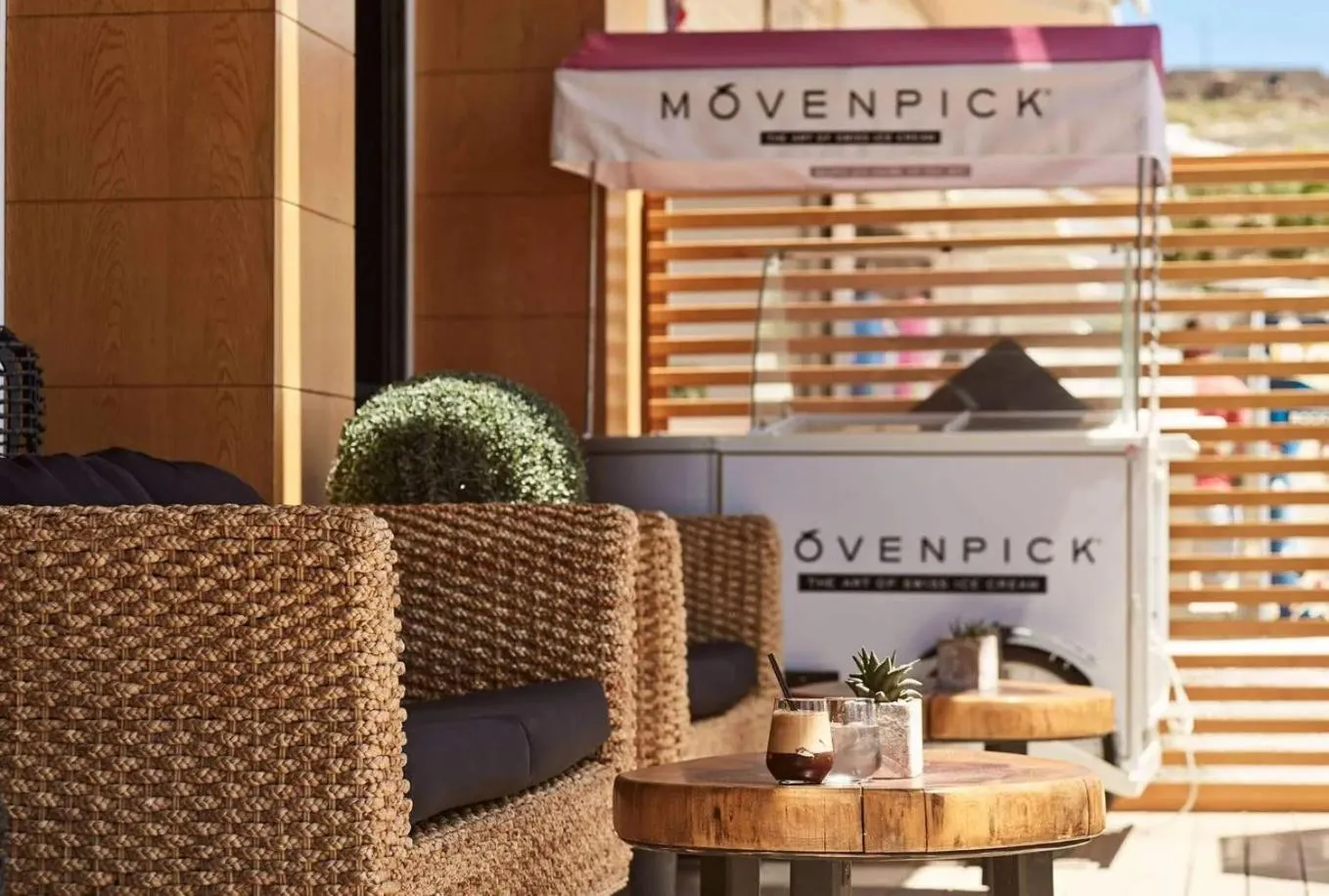 Mykonos Kosmoplaz Beach Resort Hotel