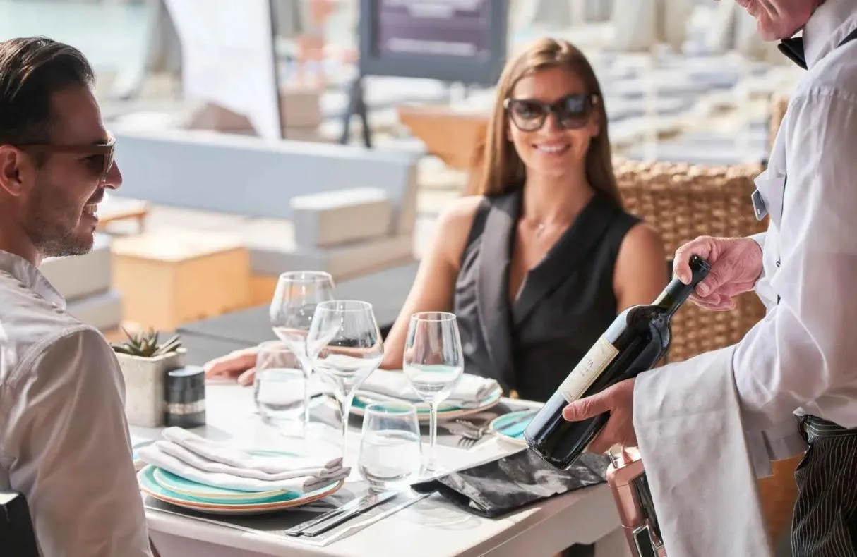 Mykonos Kosmoplaz Beach Resort Hotel