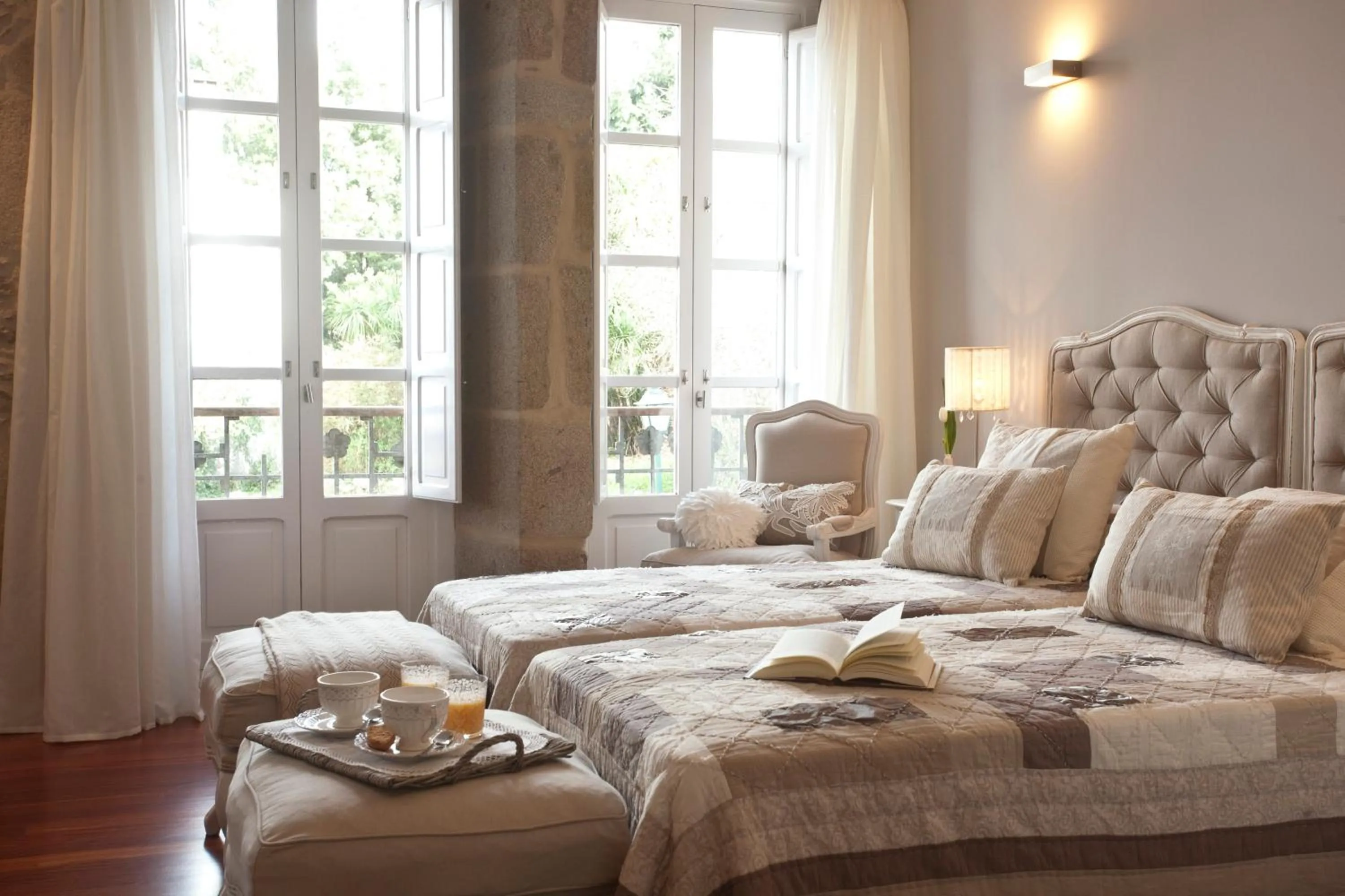 Bedroom, Bed in Inicia Cruceiro do Galo