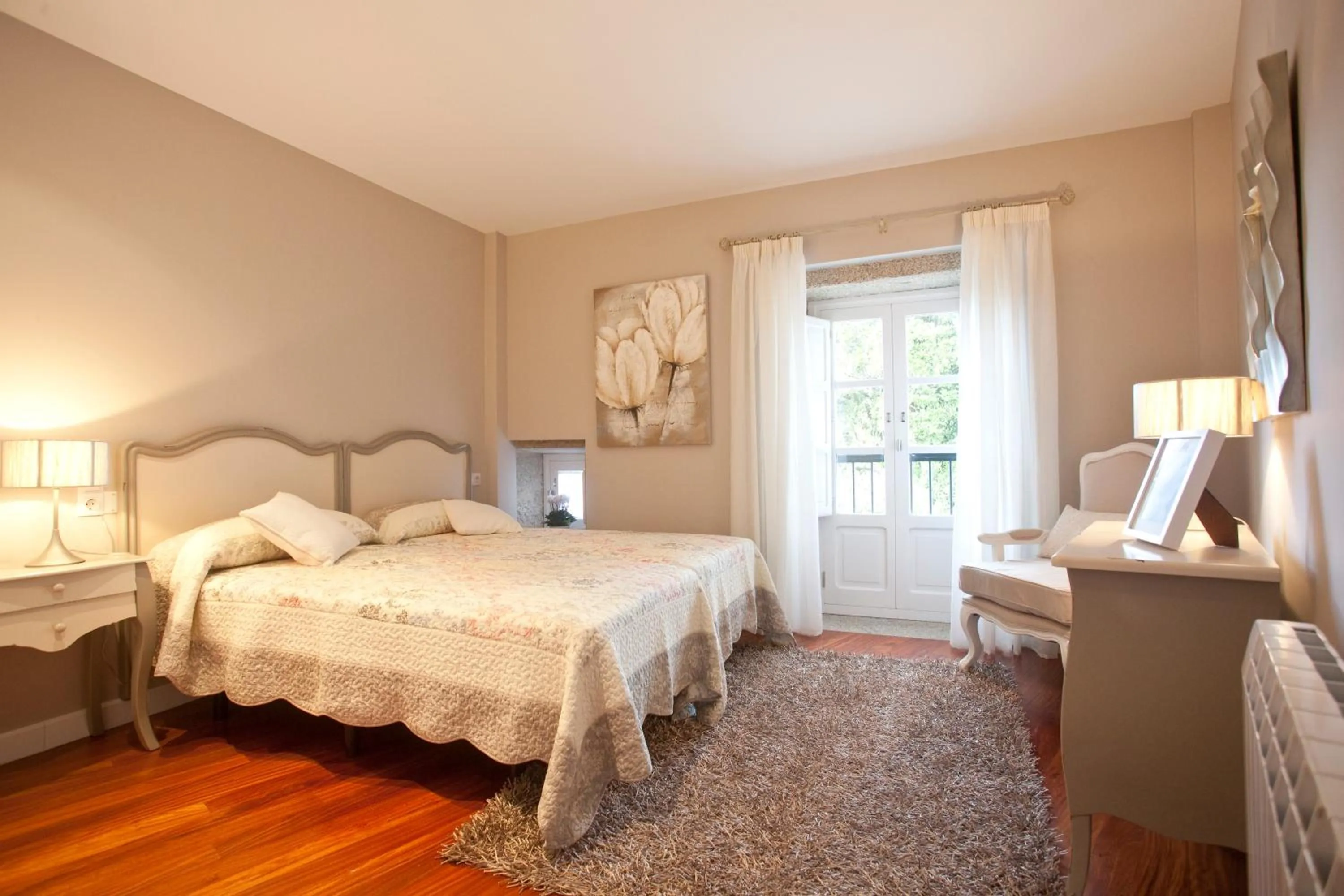 Bedroom, Bed in Inicia Cruceiro do Galo