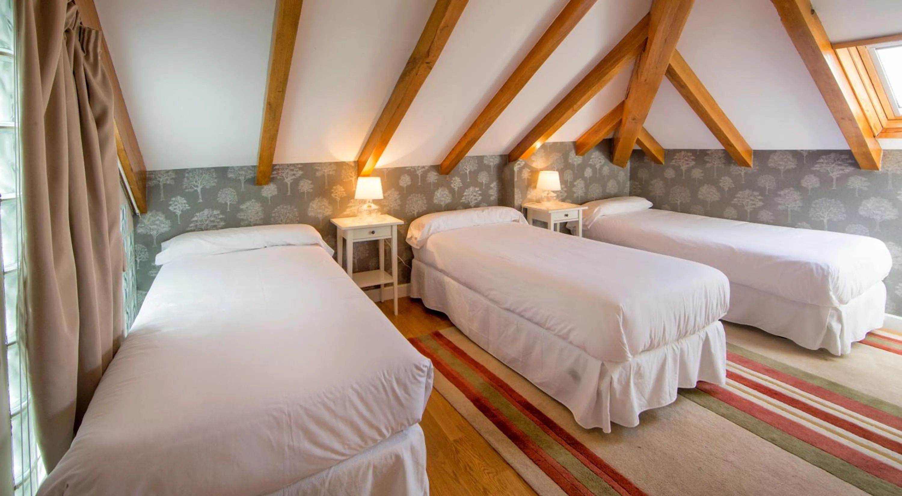 Bedroom, Bed in Inicia Cruceiro do Galo