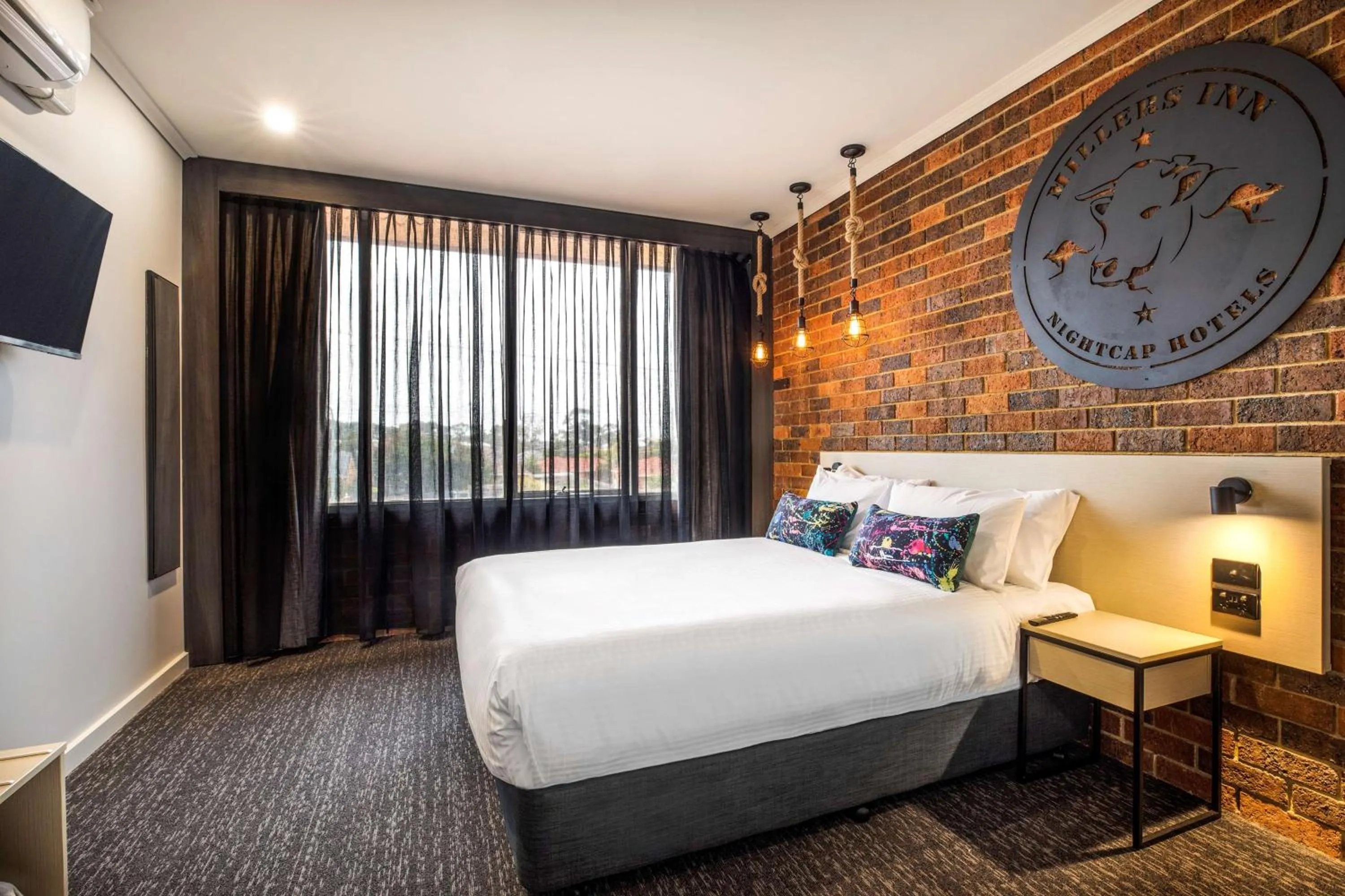 Bedroom, Bed in Nightcap at Millers Inn