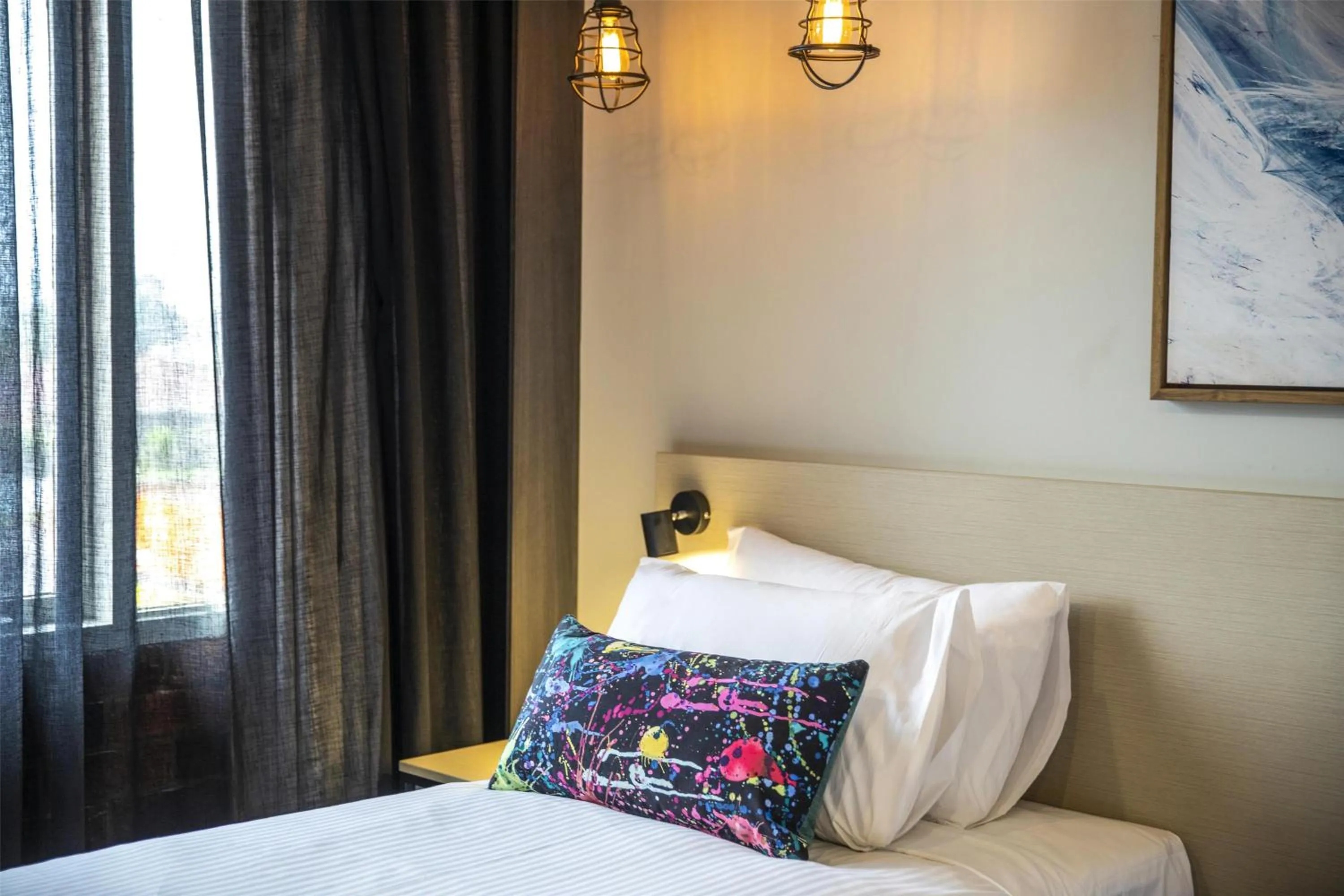 Bedroom, Bed in Nightcap at Millers Inn