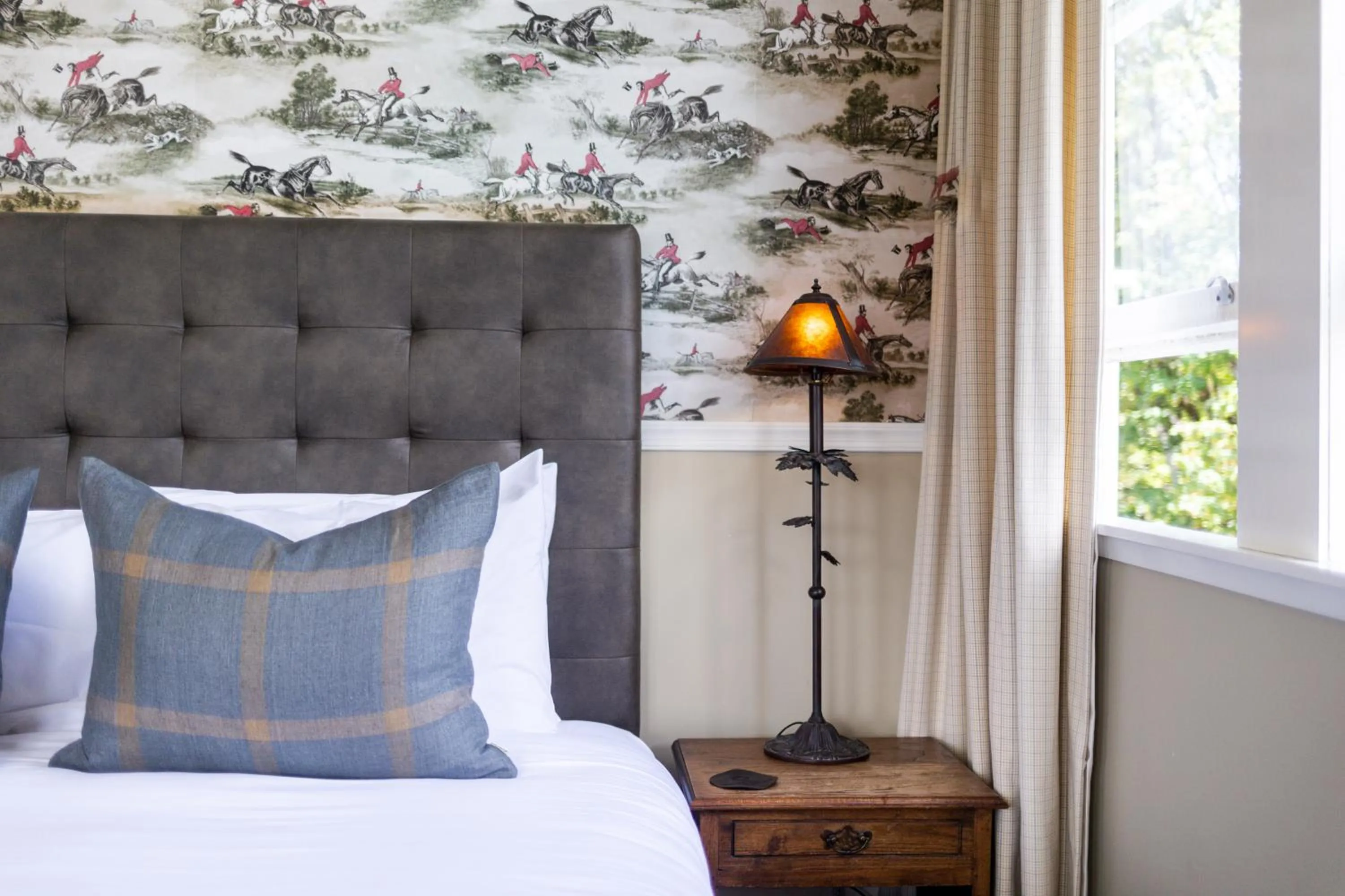 Bed in The White Swan Hotel