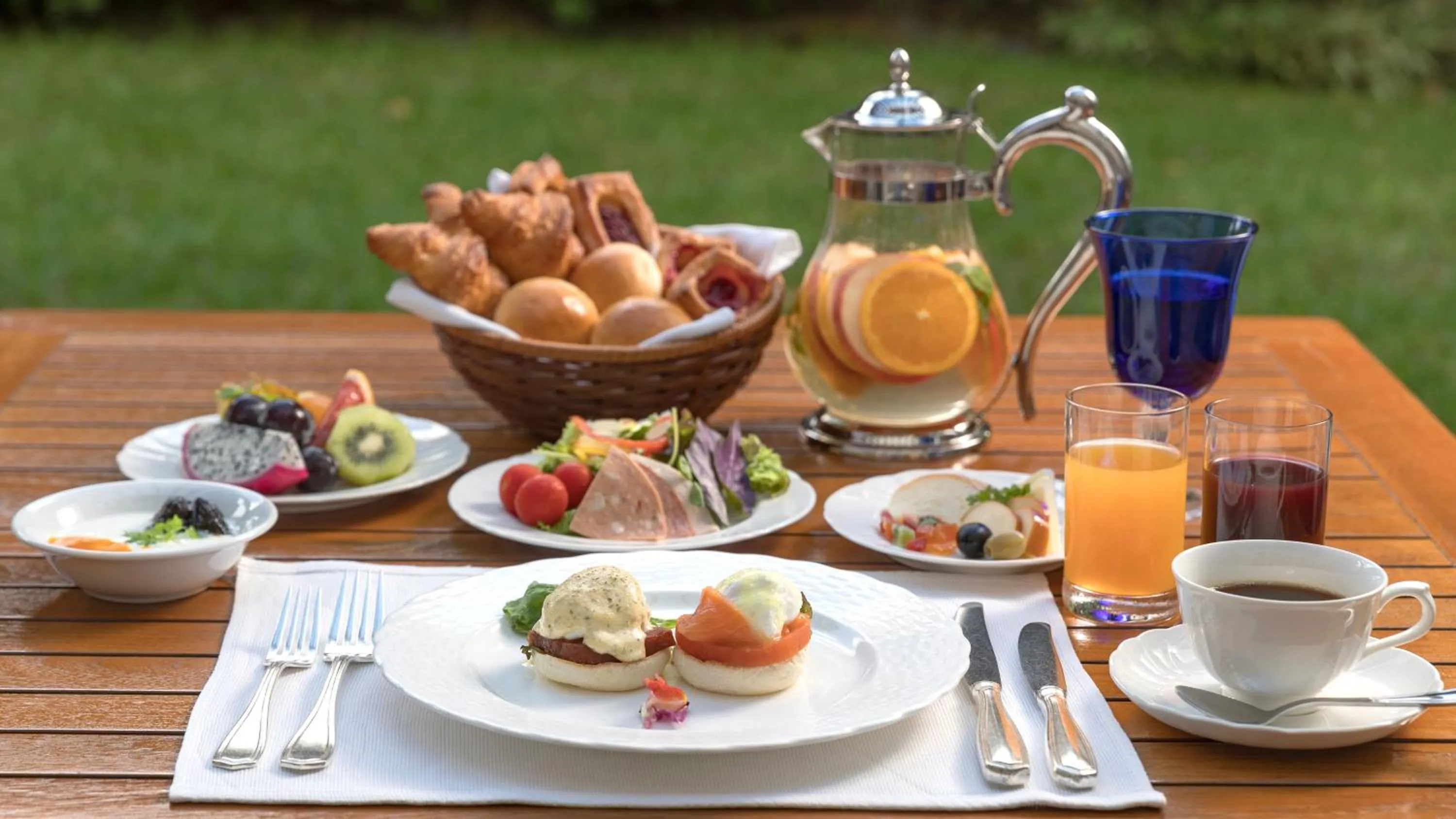 Restaurant/places to eat in The Naha Terrace