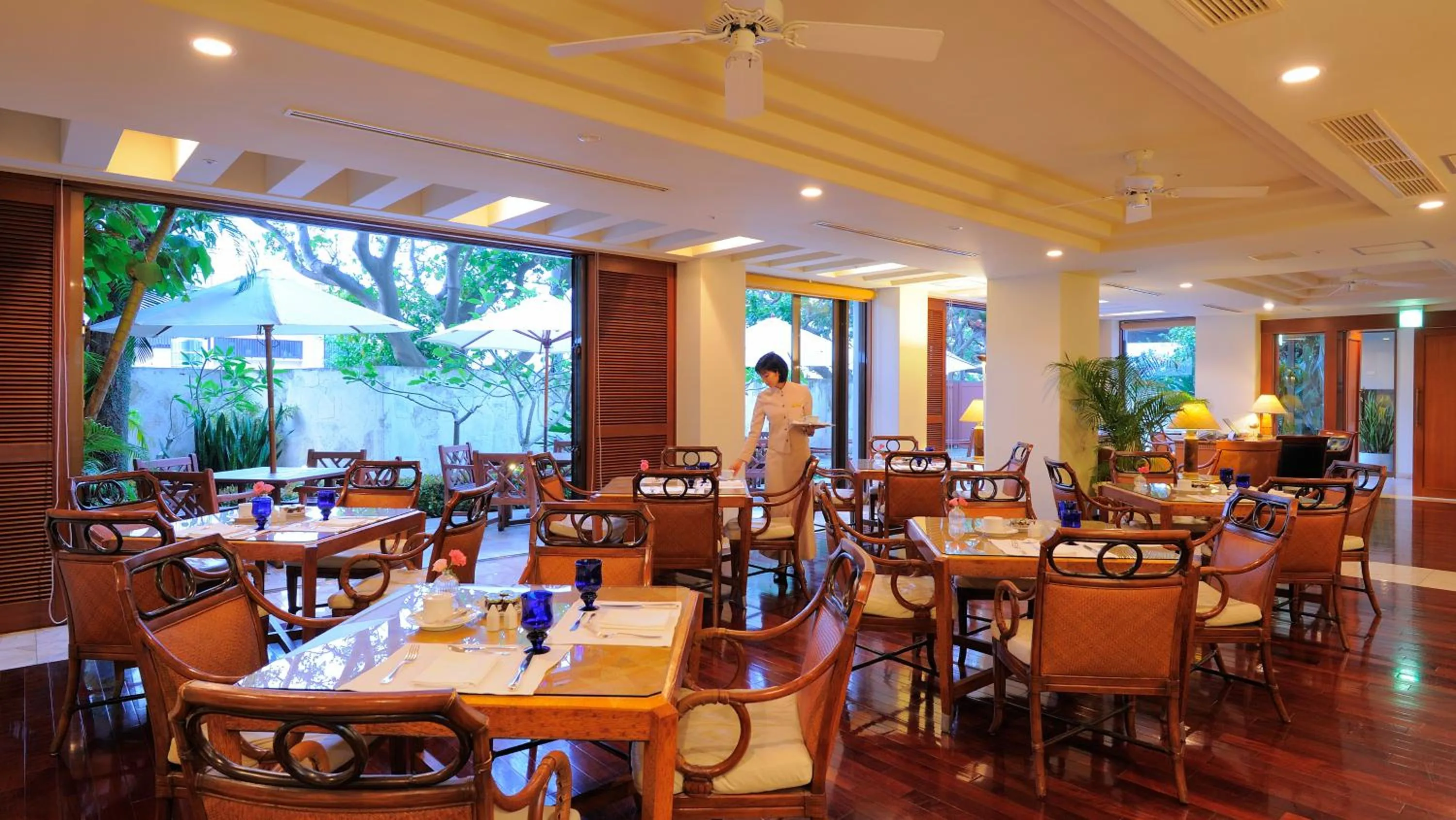 Lounge or bar in The Naha Terrace