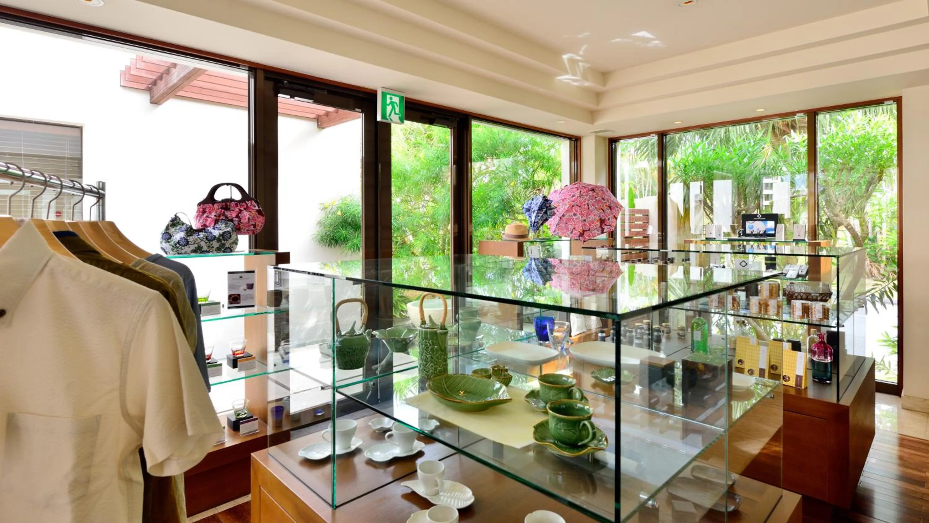 On-site shops in The Atta Terrace Club Towers