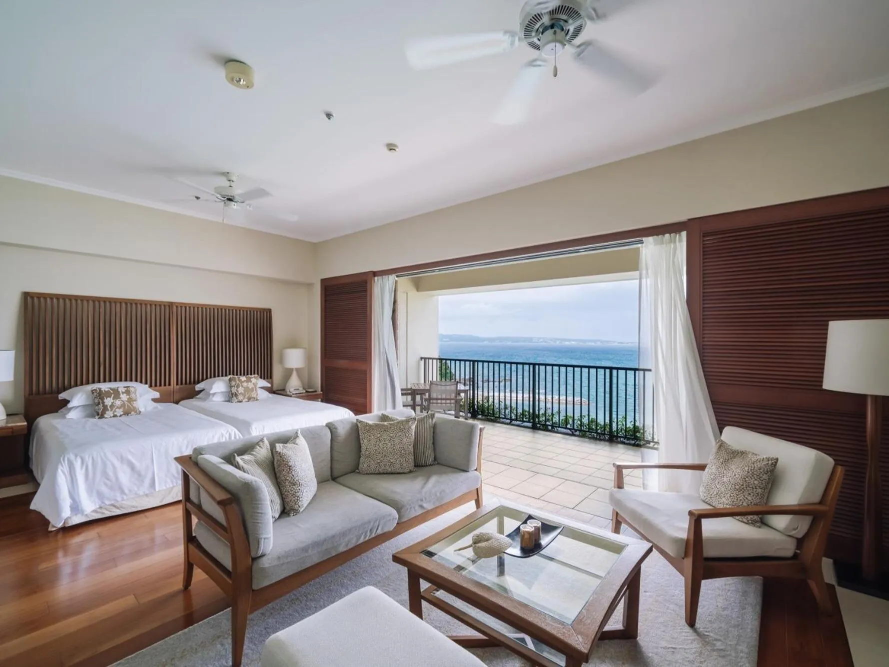 Photo of the whole room, Bed in The Terrace Club Wellness Thalasso At Busena