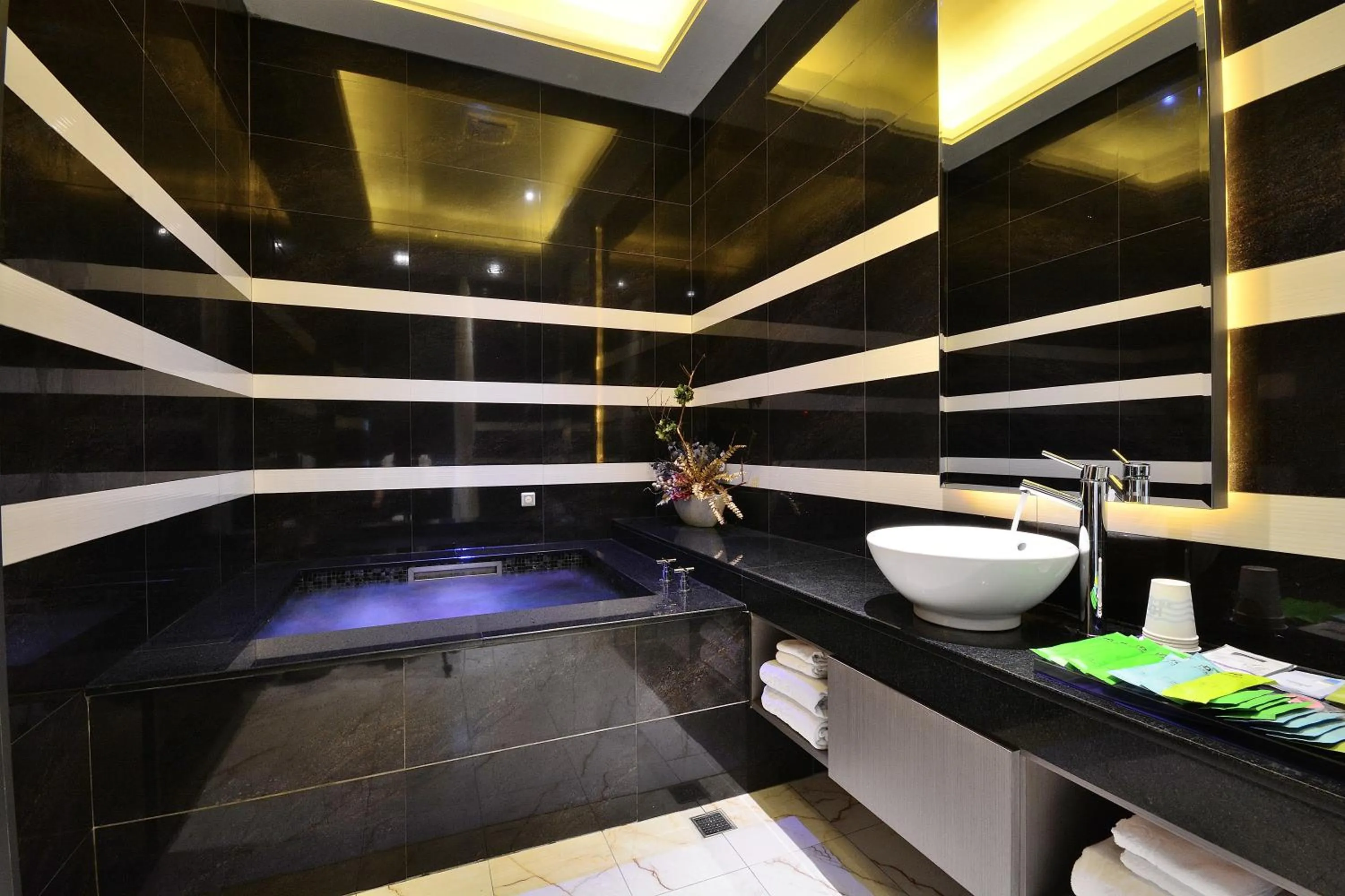 Bathroom in Hea Duenn Motel