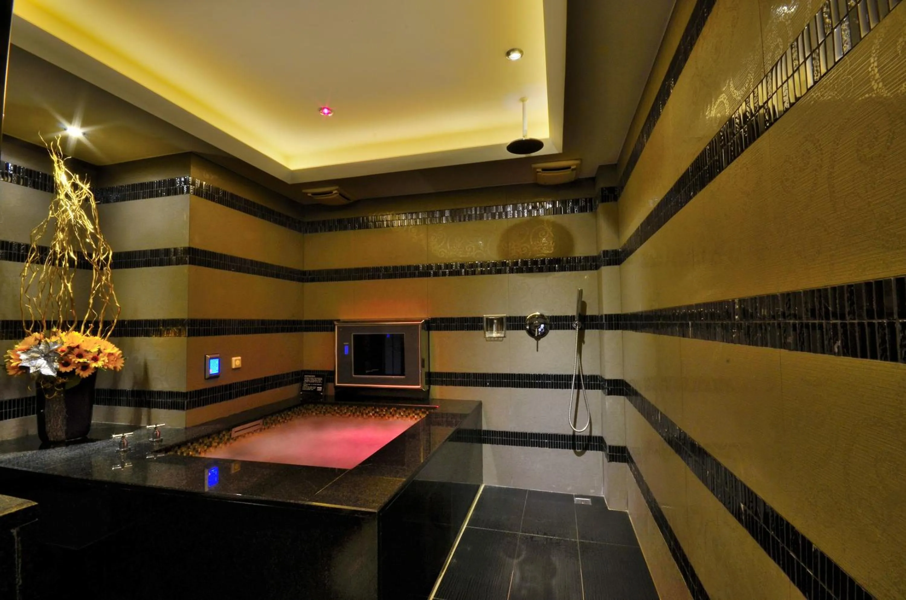 Bathroom in Hea Duenn Motel