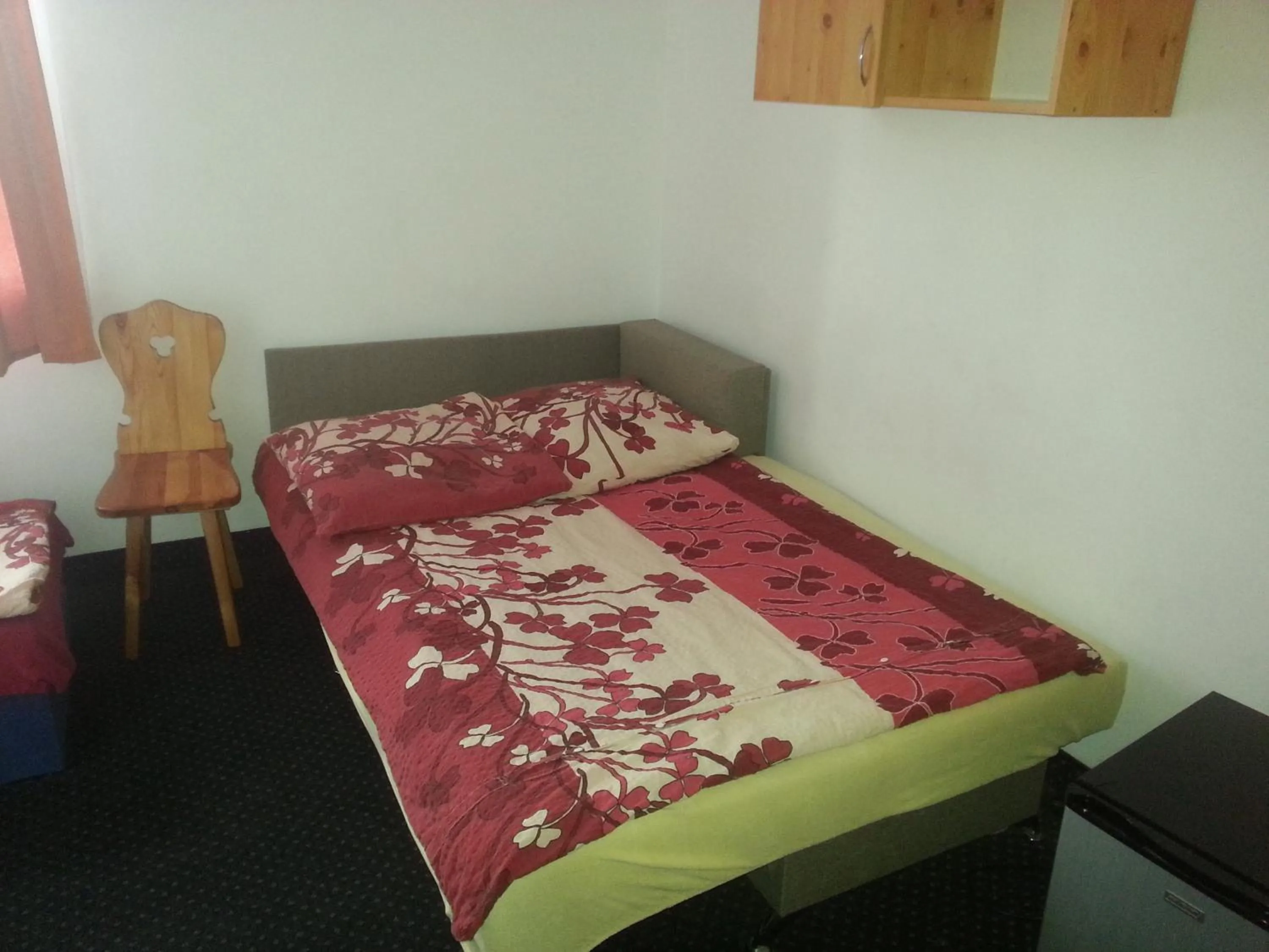 Bed in Arsenał Kwatery