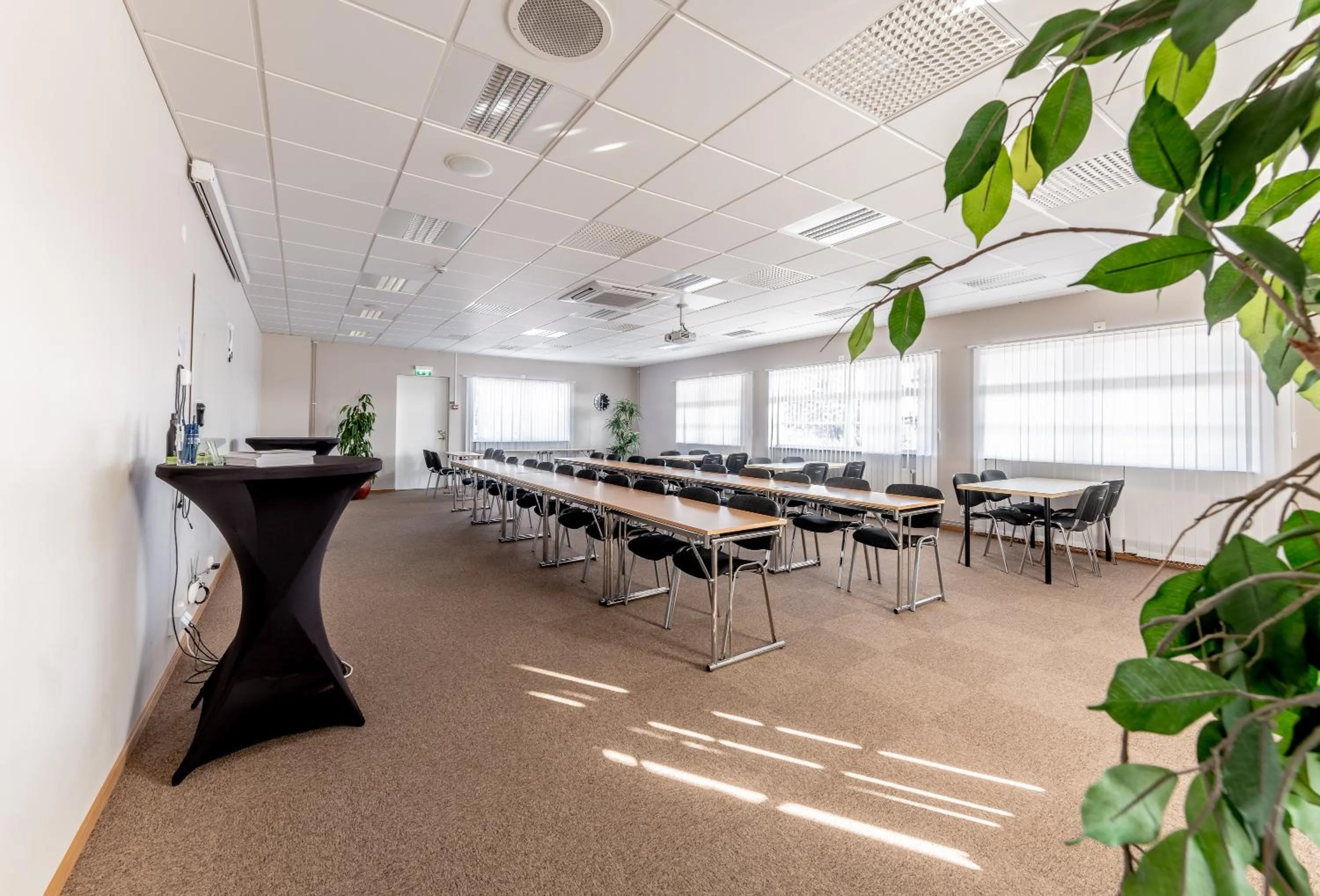 Business facilities in Best Western Hotel 23