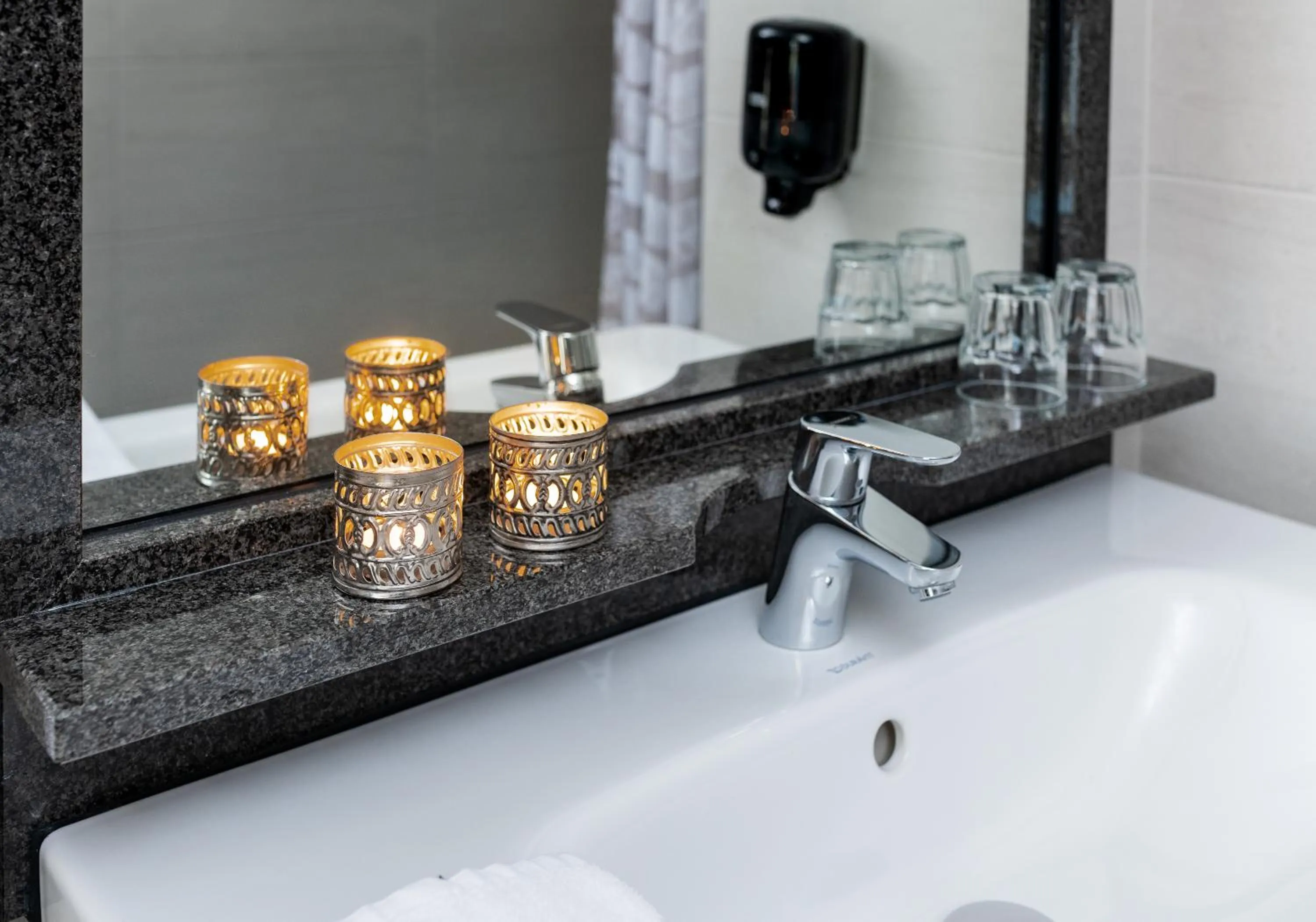 Bathroom in Best Western Hotel 23