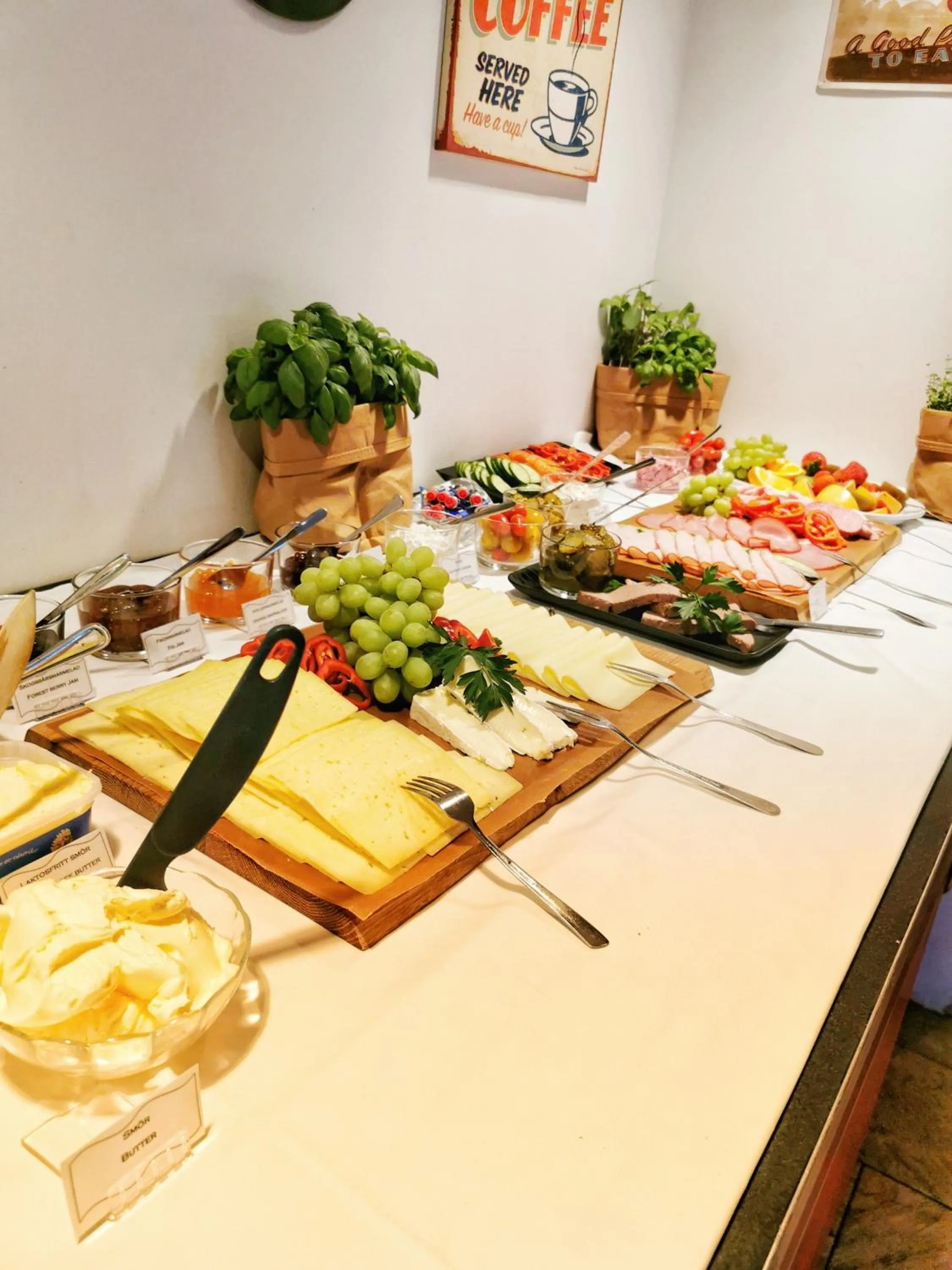 Buffet breakfast in Best Western Hotel 23