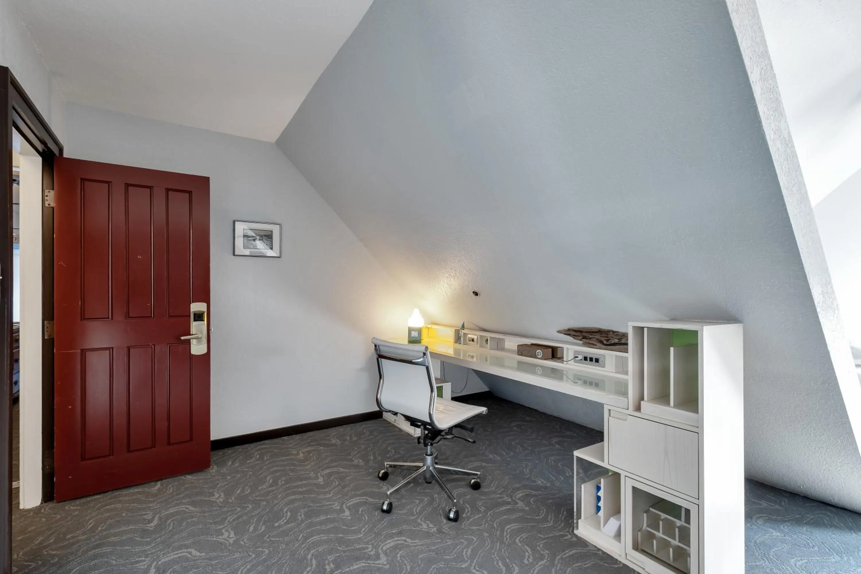 Living room in College Inn Hotel