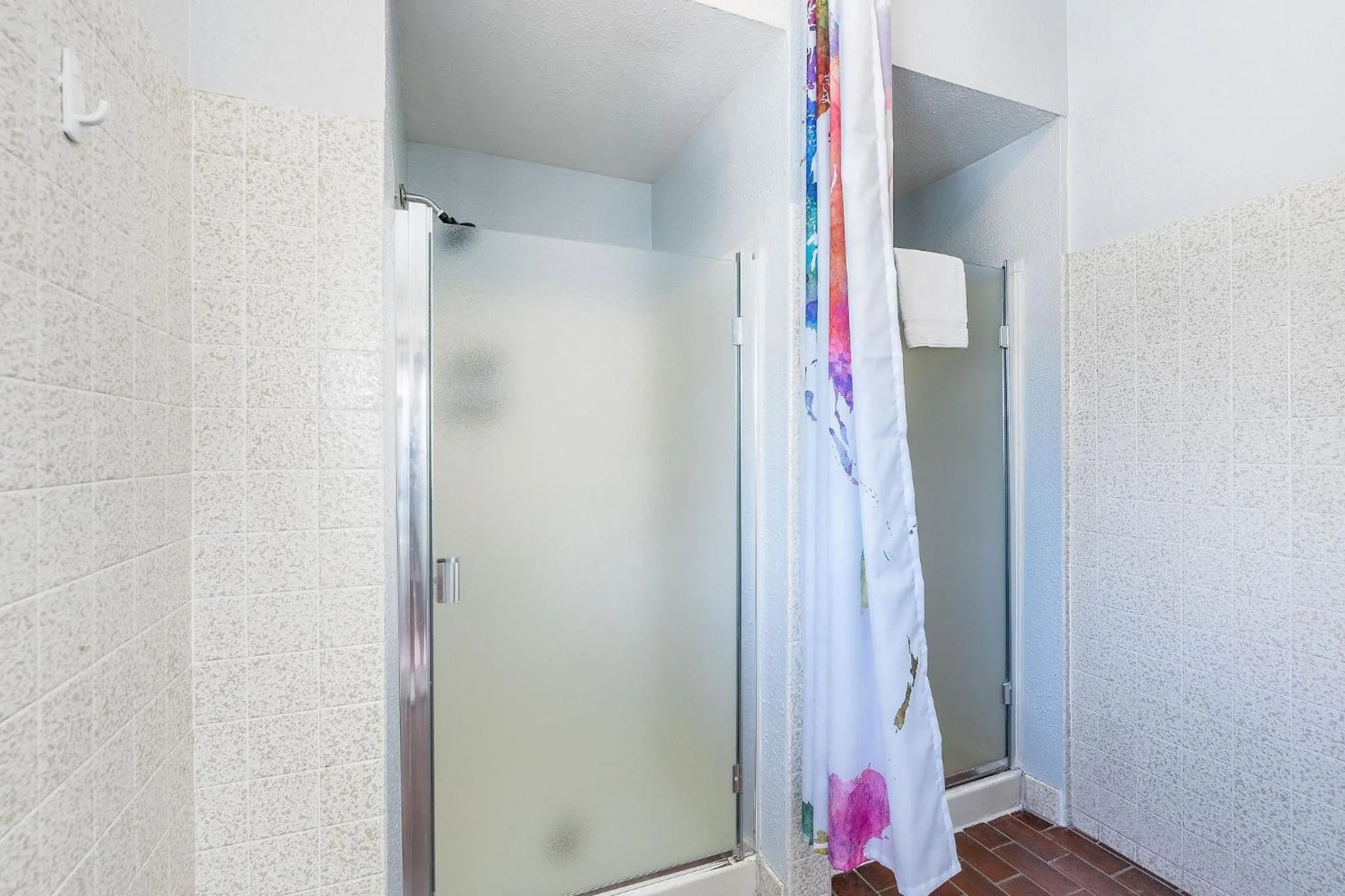 Public Bath in College Inn Hotel