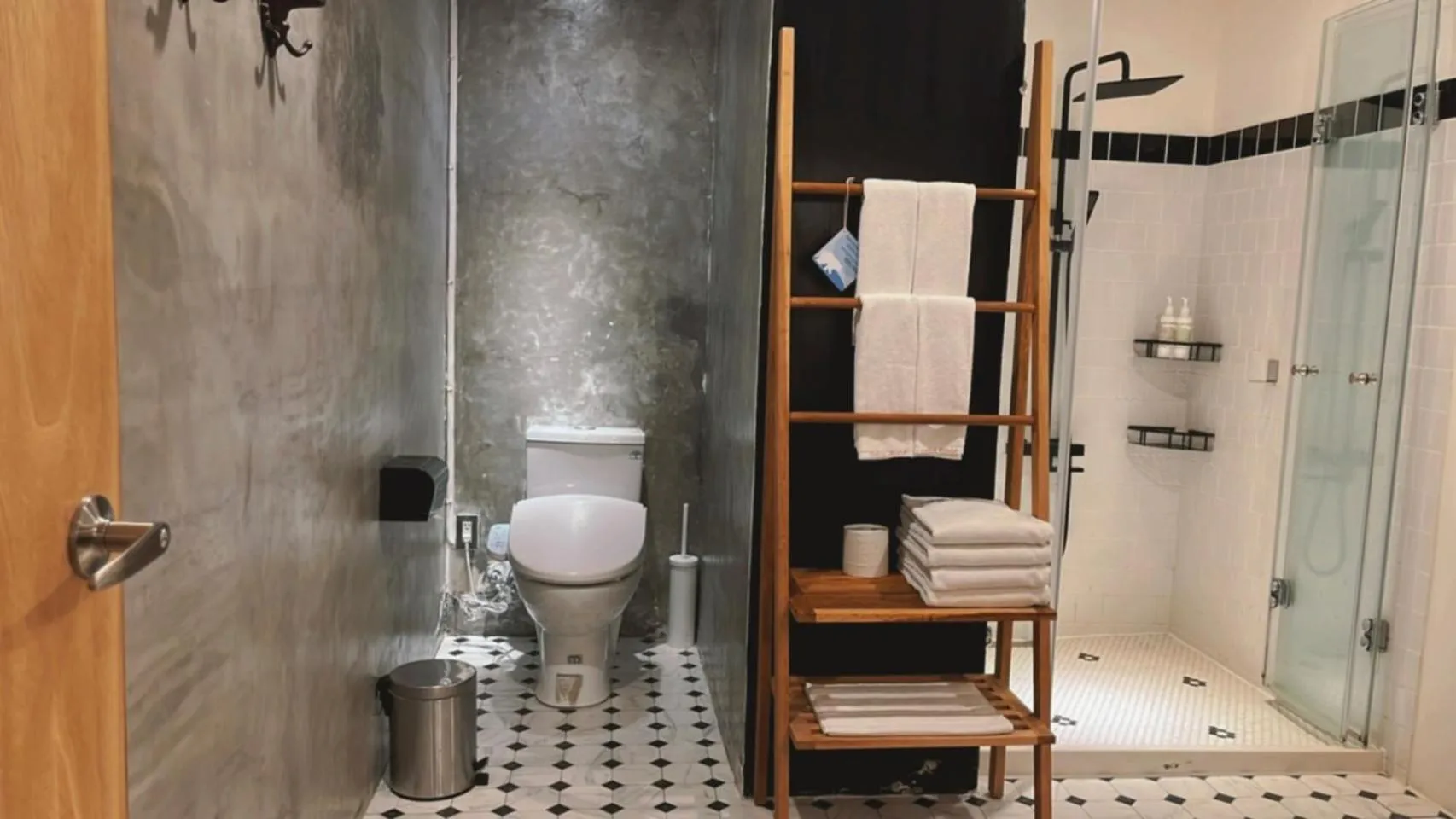 Shower in Chill Roof Hotel