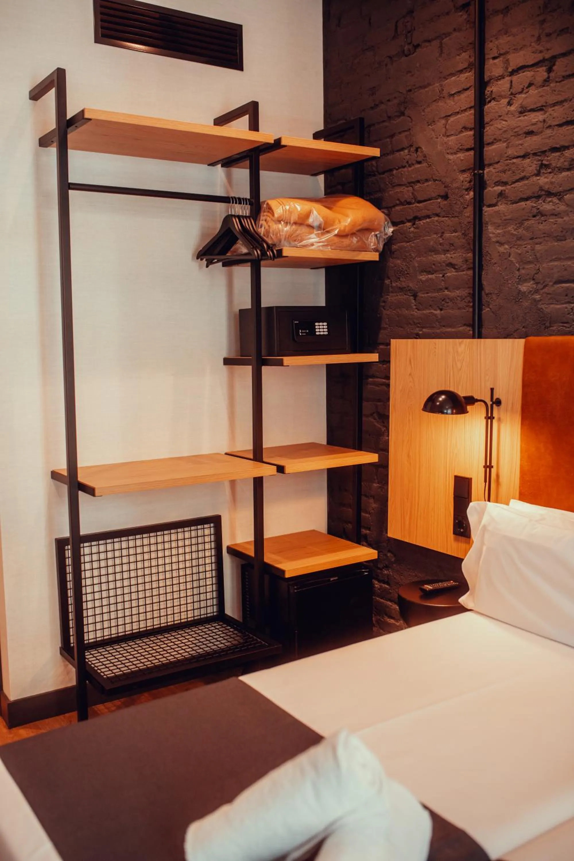 wardrobe, Bed in Hotel Transit