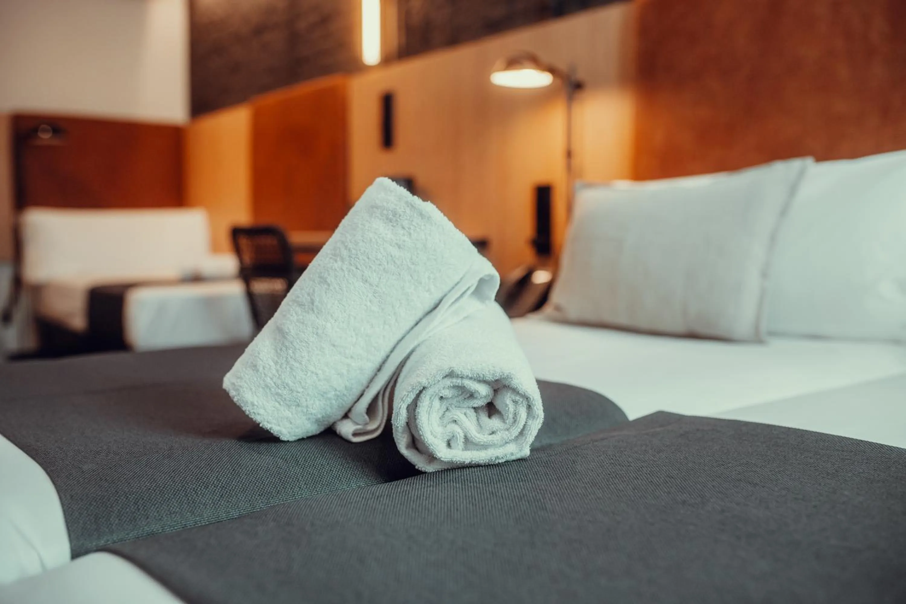 Photo of the whole room, Bed in Hotel Transit