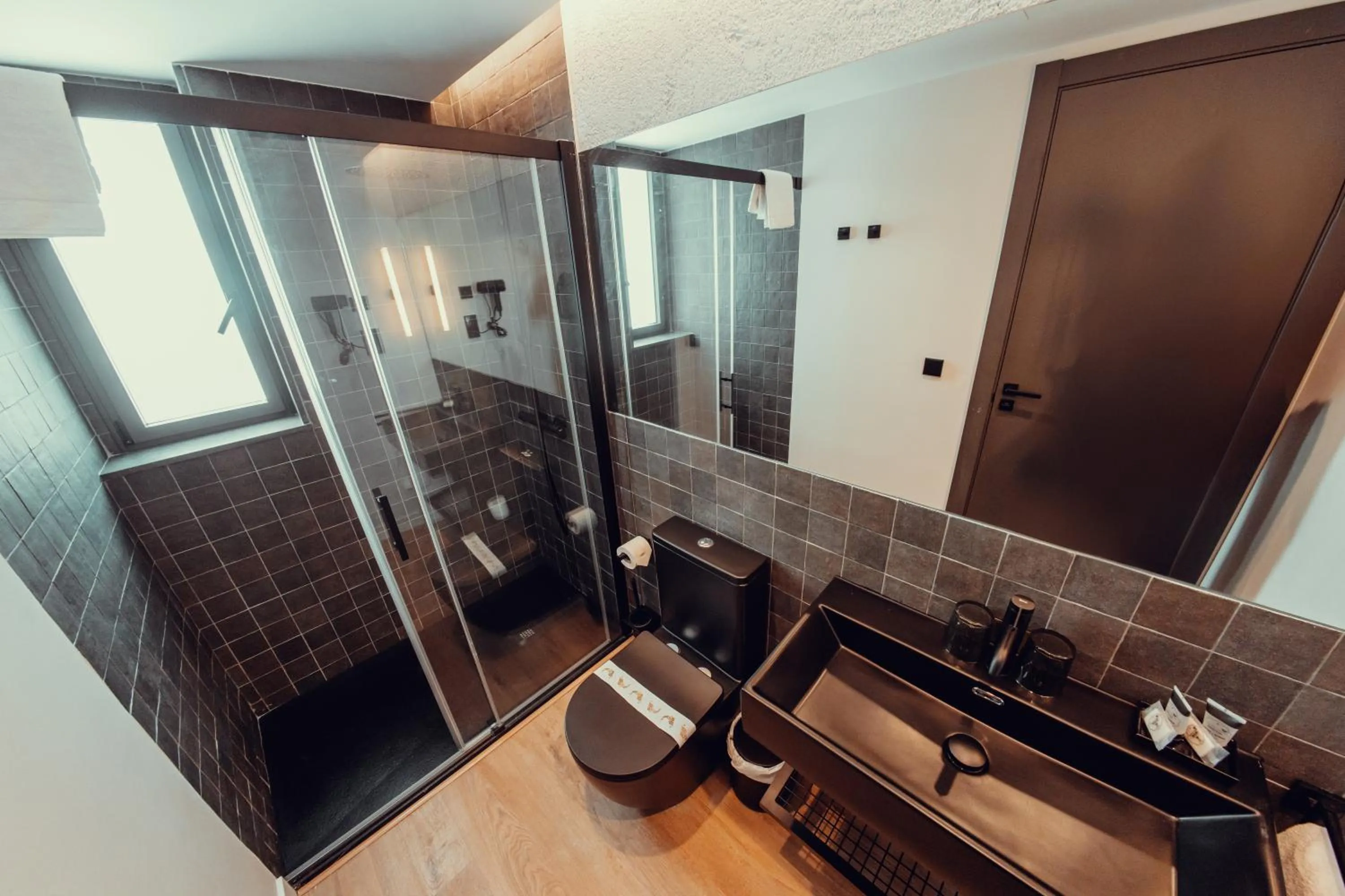 Shower in Hotel Transit