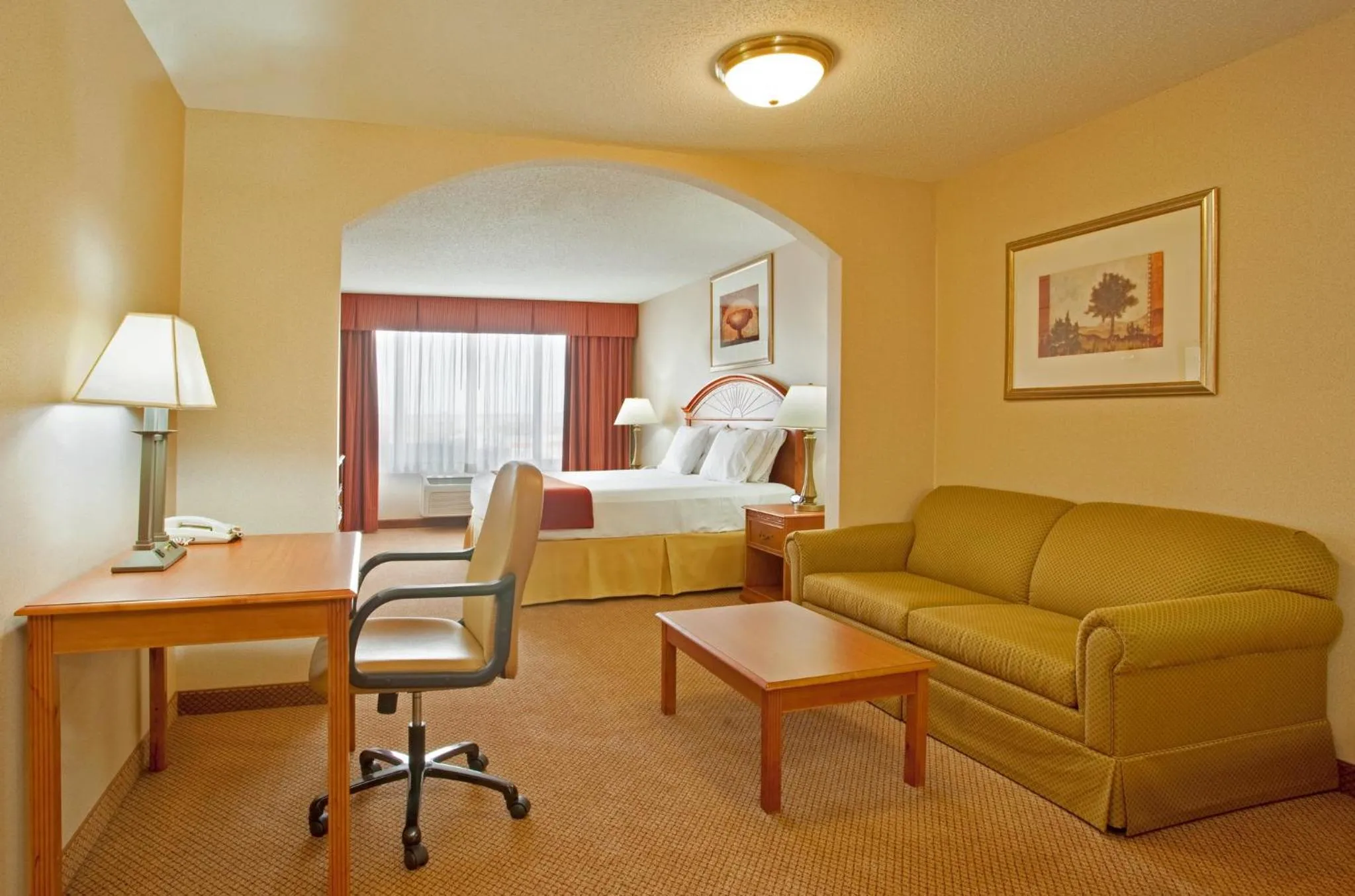 Photo of the whole room in Holiday Inn Express Hotel & Suites Logansport by IHG