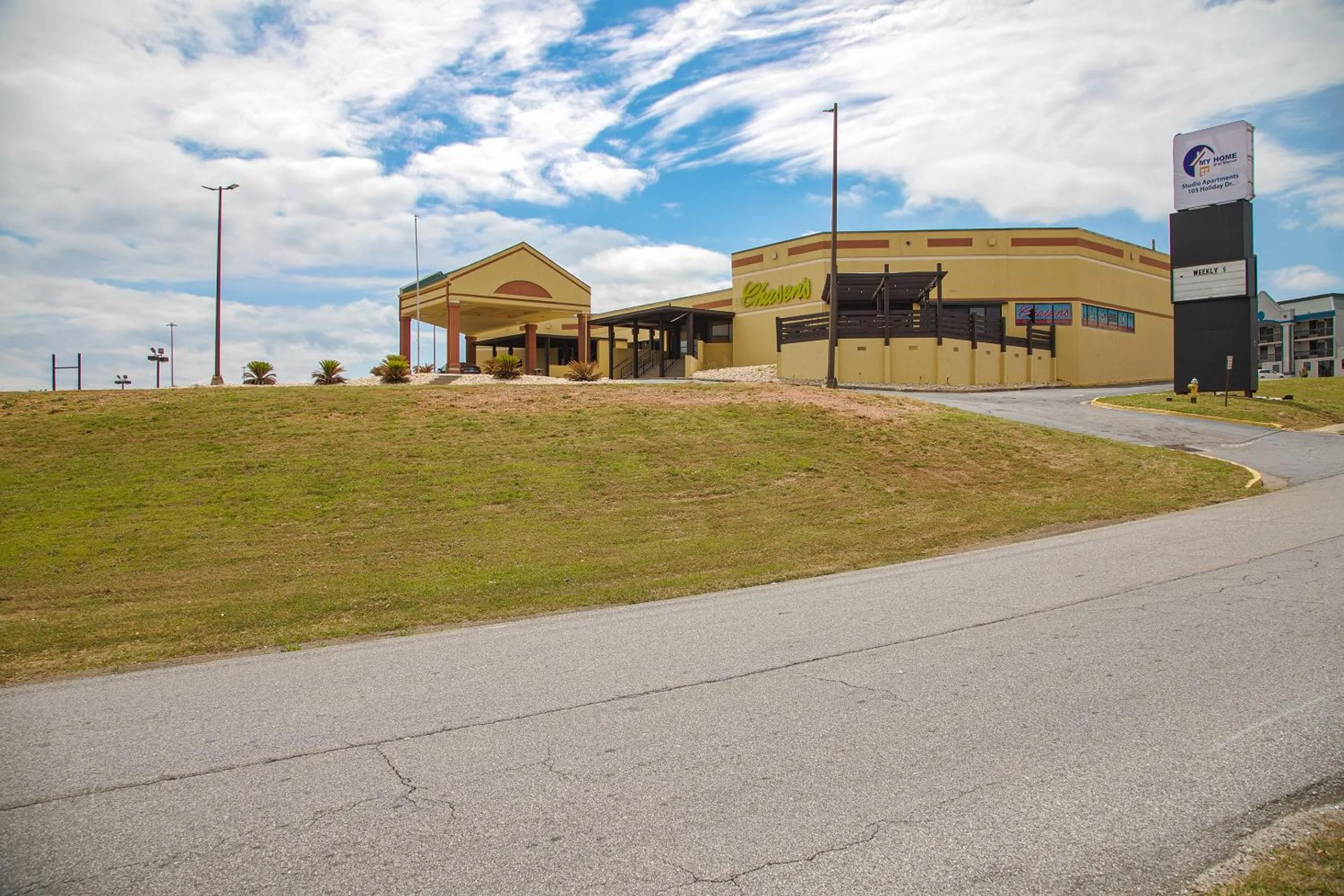 Facade/entrance, Property Building in My Homes Macon North I-75 By OYO