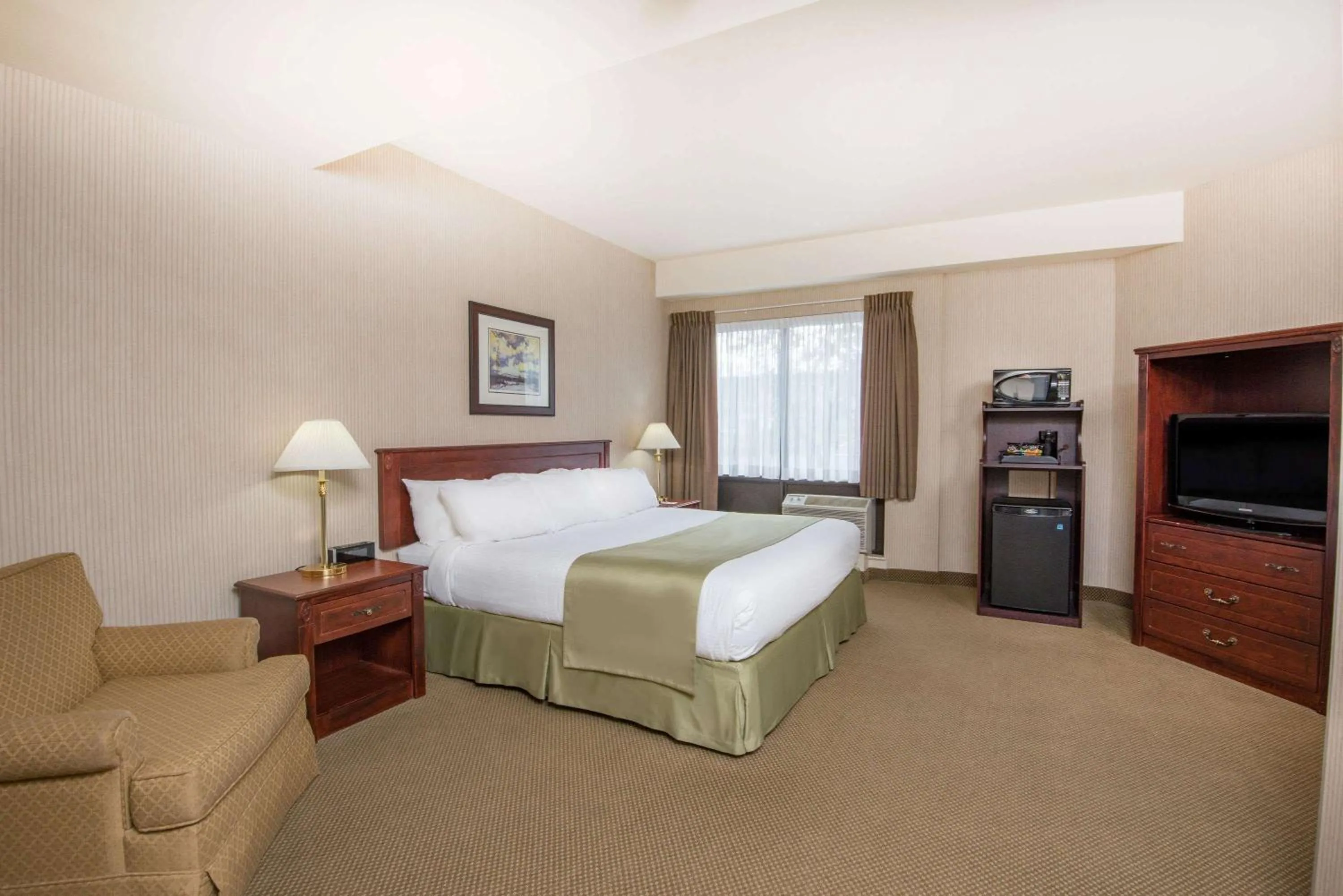 Photo of the whole room, Bed in Ramada by Wyndham St. John's