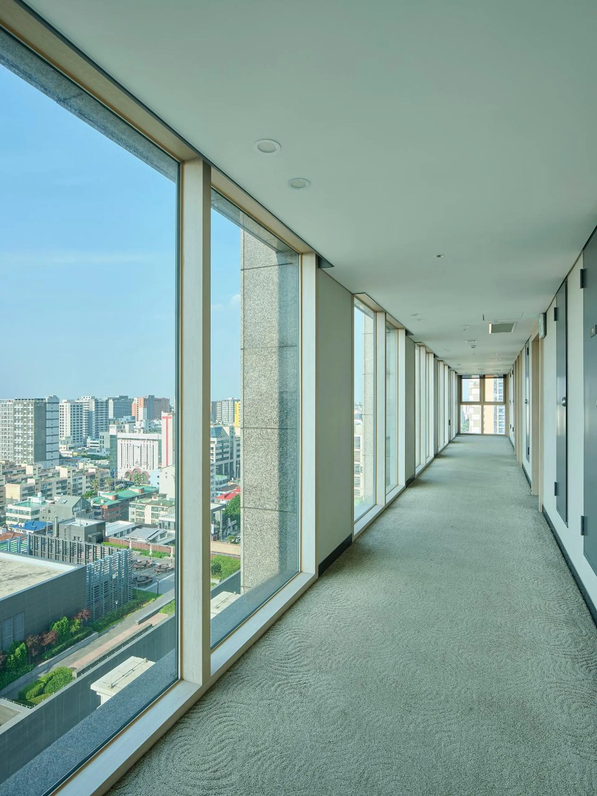 Area and facilities in Jeju Central City Hotel