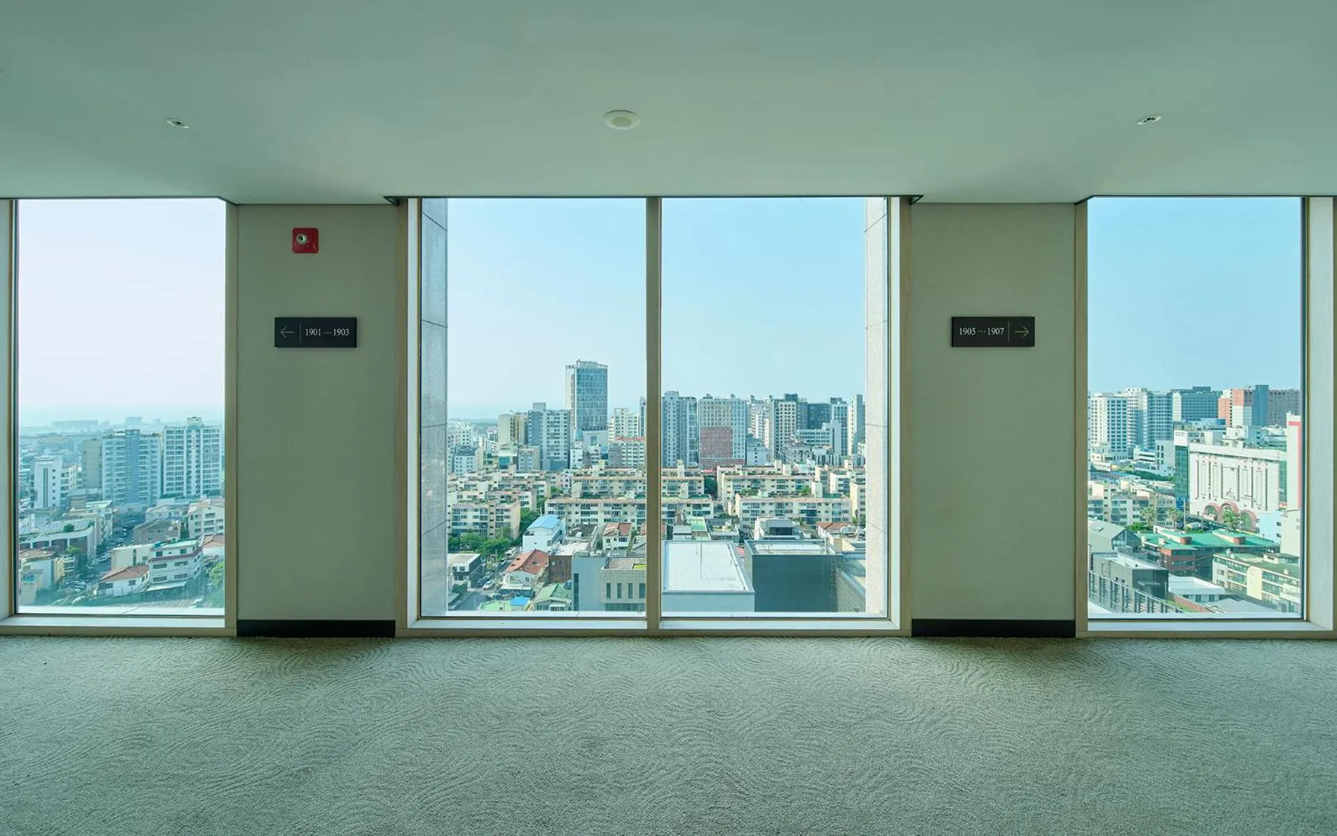 Area and facilities in Jeju Central City Hotel