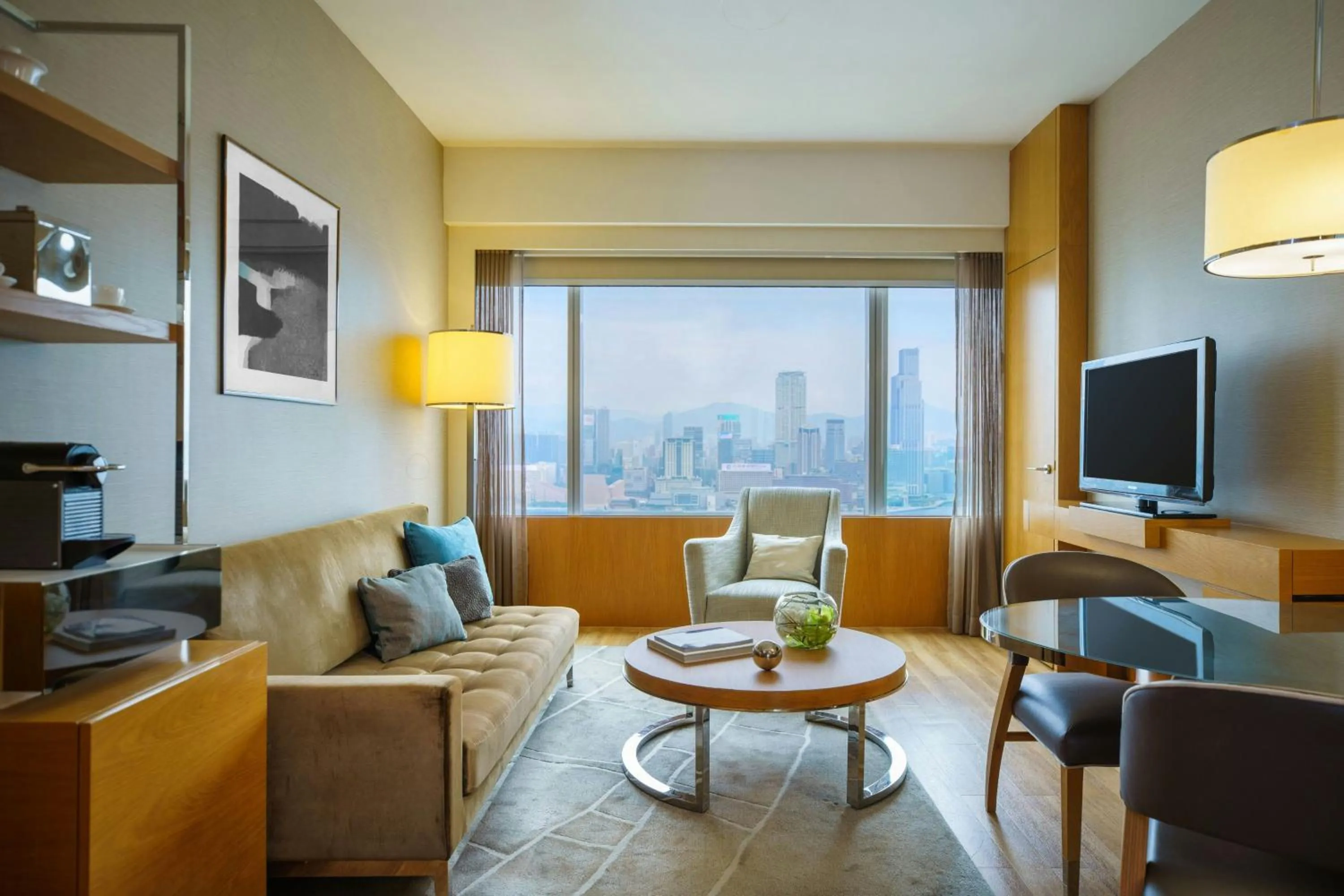 Living room in Renaissance Hong Kong Harbour View Hotel
