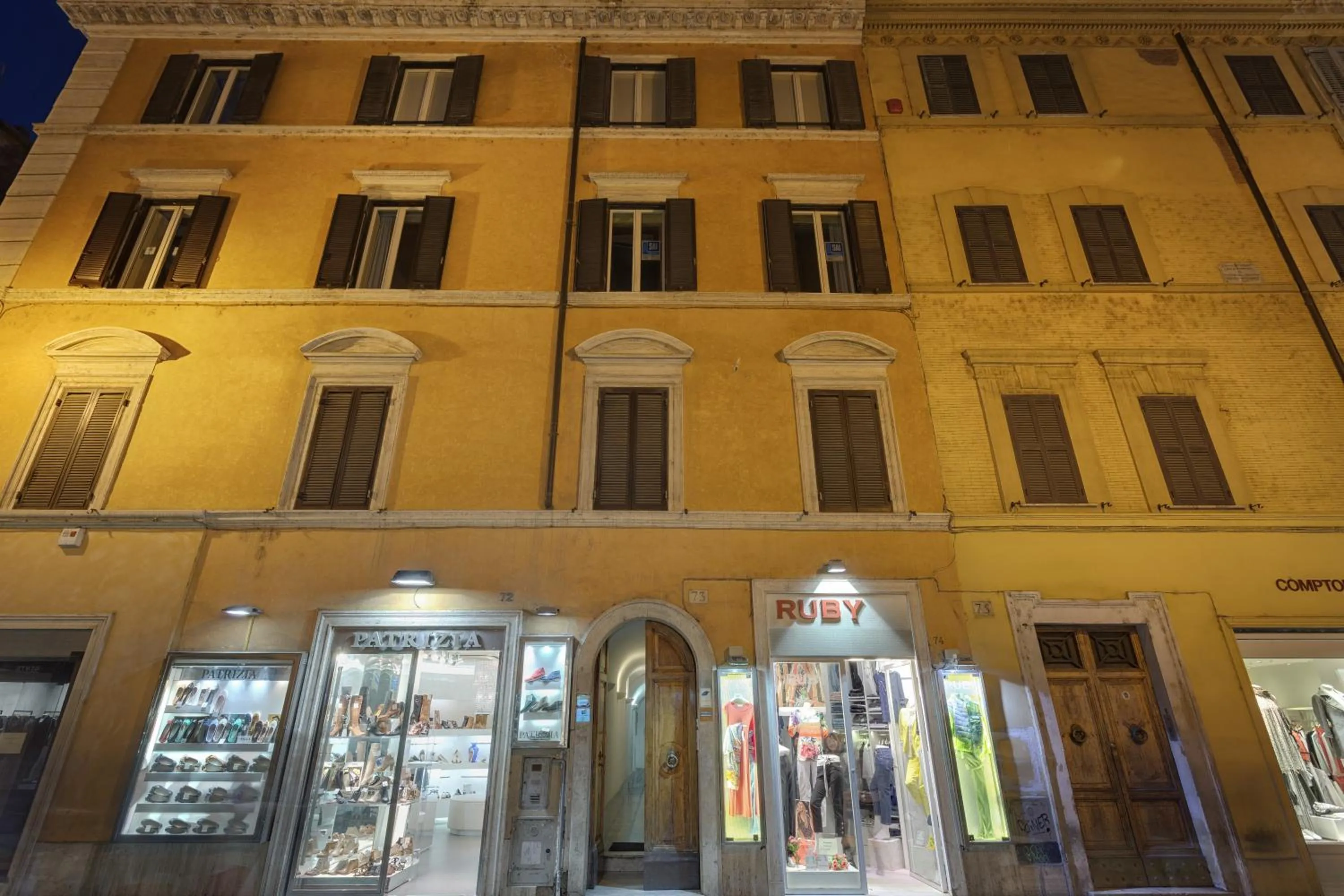 Property building in Shali Luxury Suite Spagna