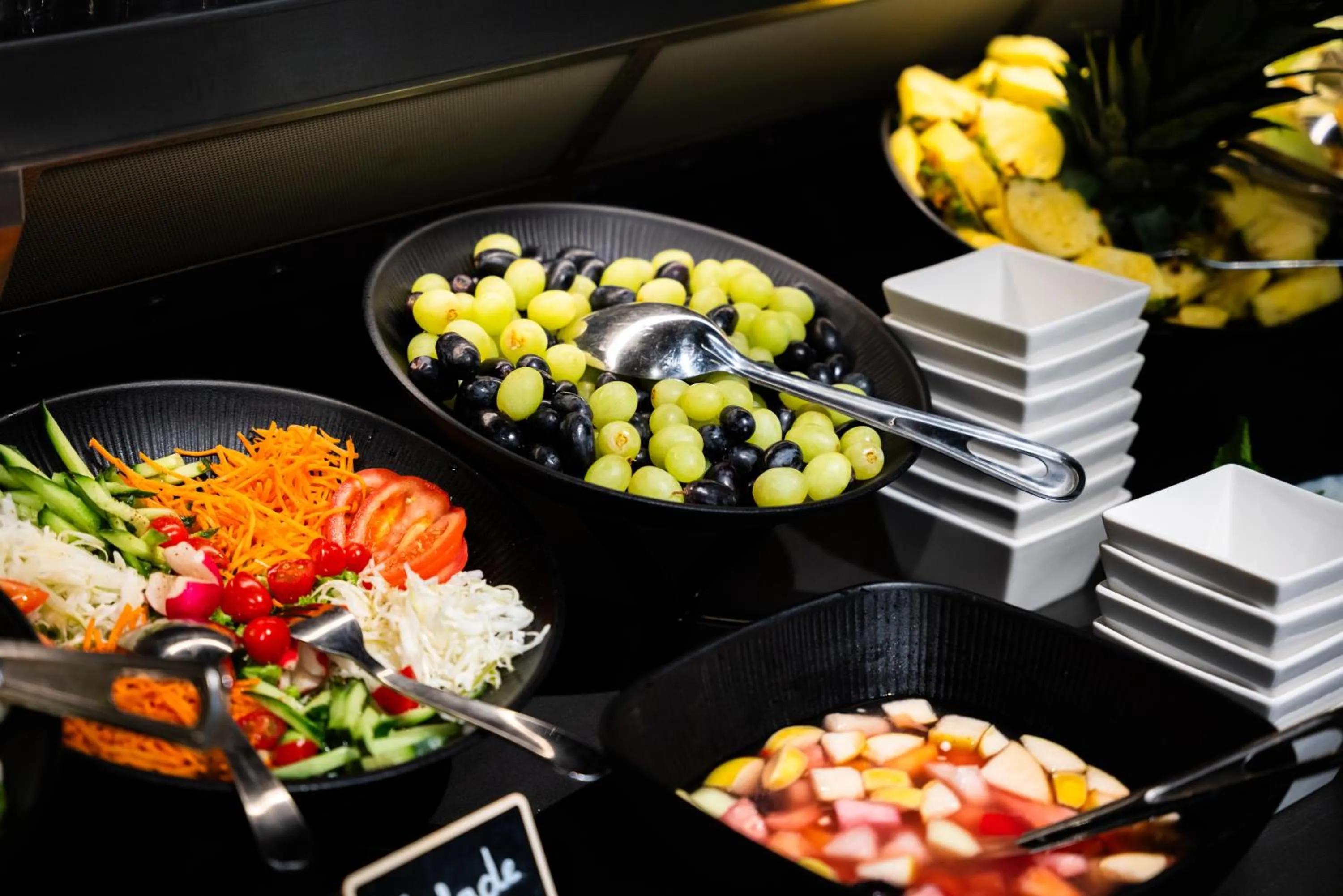 Buffet breakfast in Porta Cité