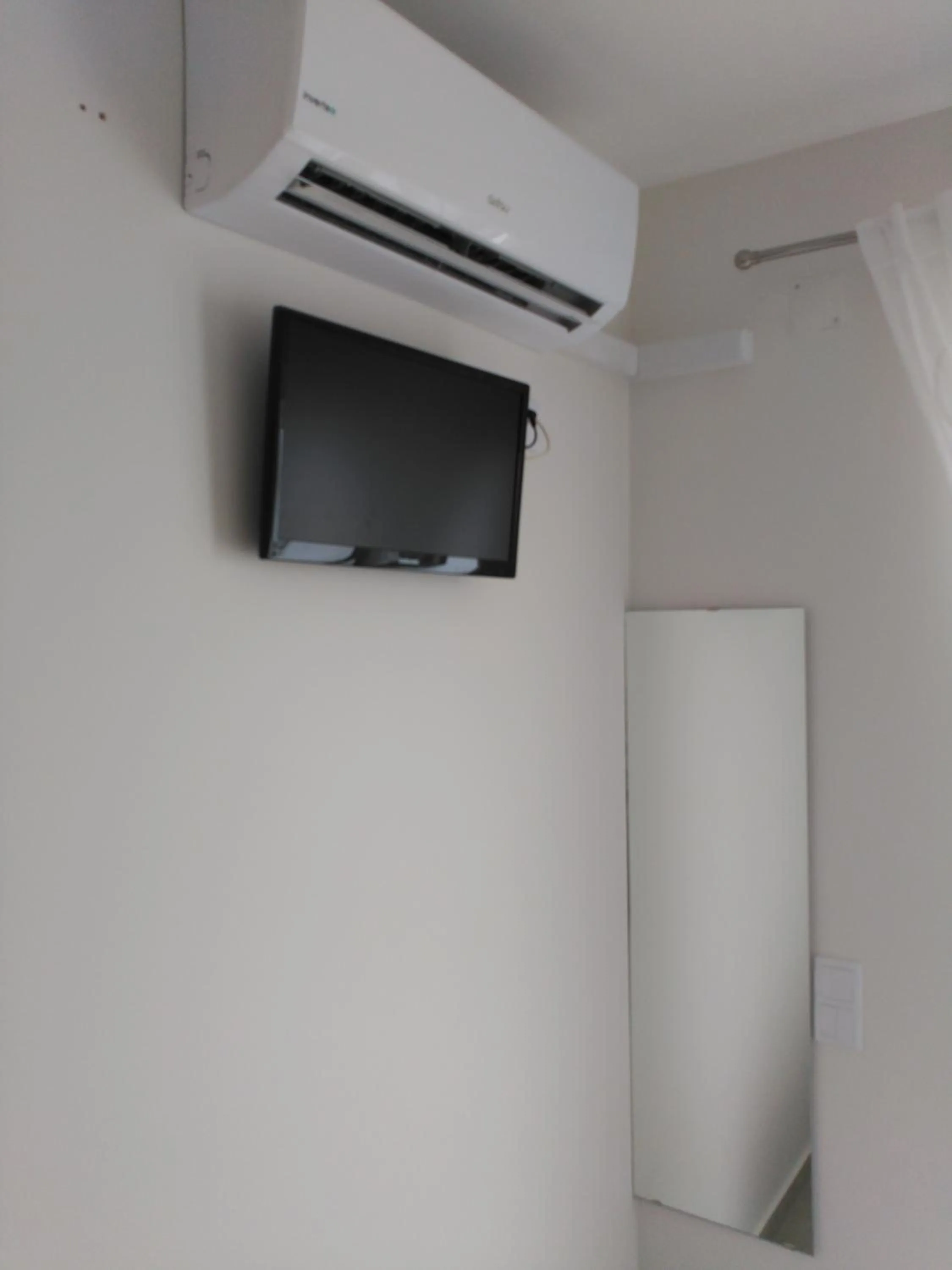 TV and multimedia in The Sunny Cottage by Freetimealgarve