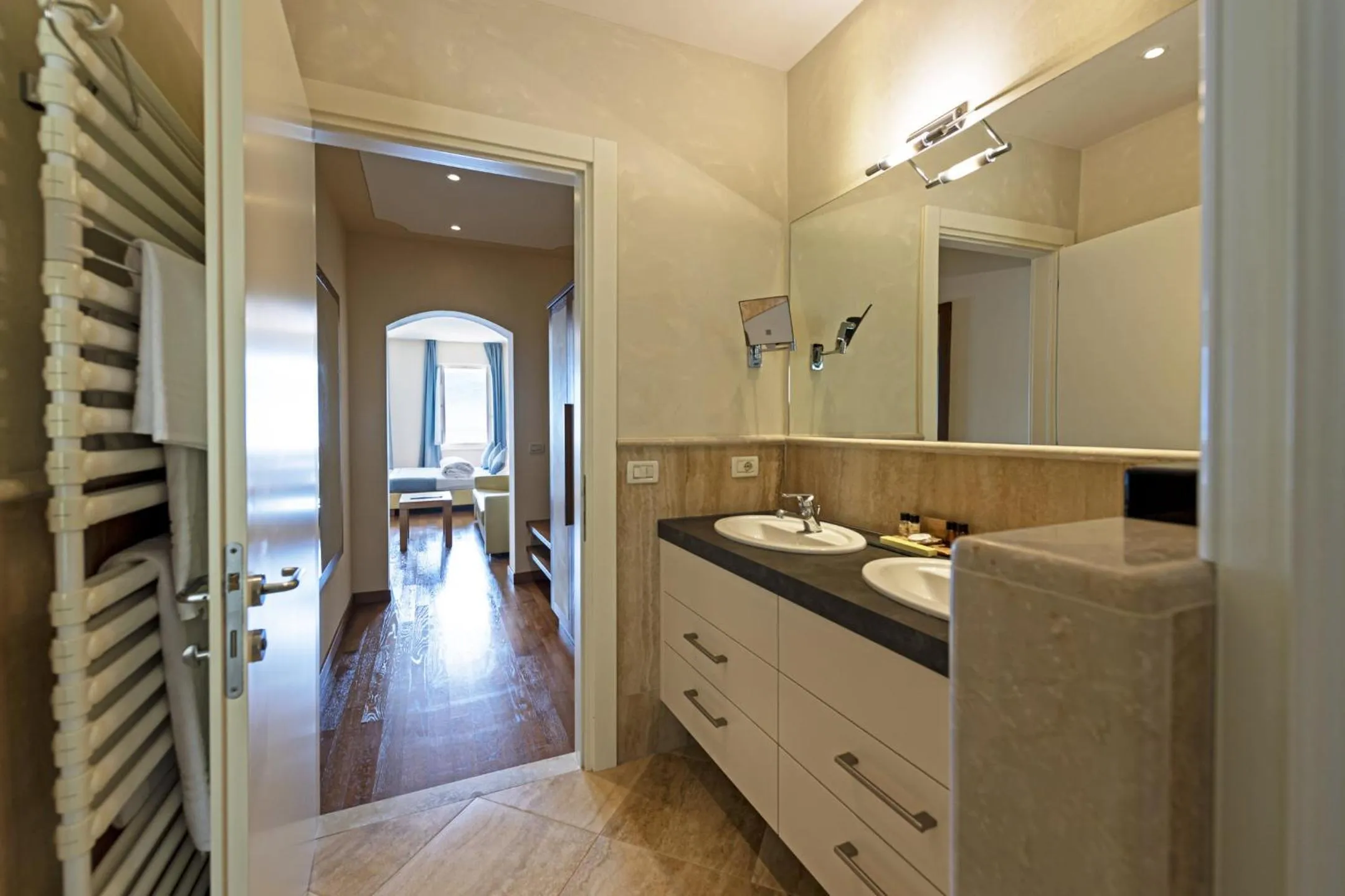 Bathroom in Hotel Baia D'Oro - Adults Only