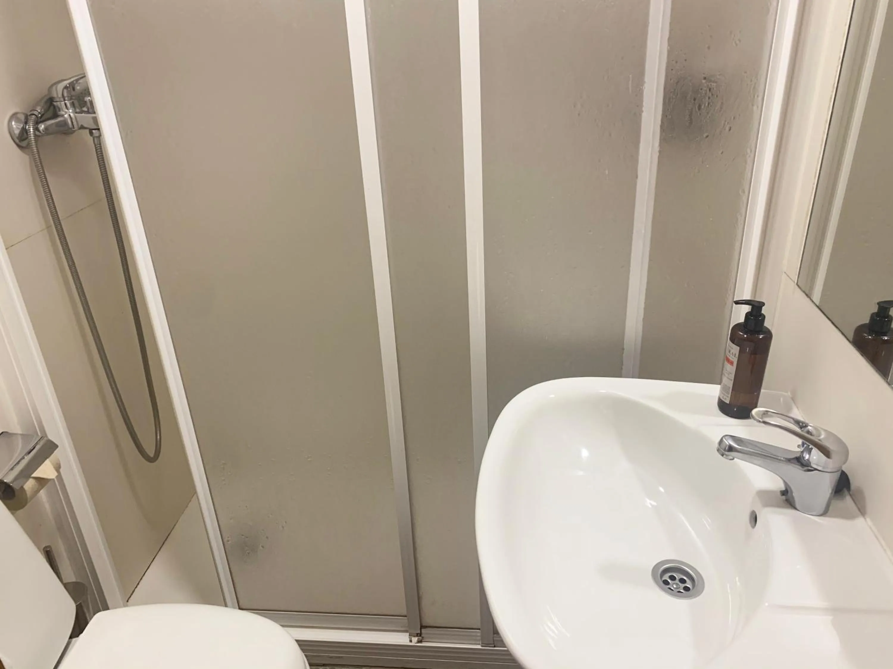 Bathroom in Apartamentos Sabica Nevada Plaza