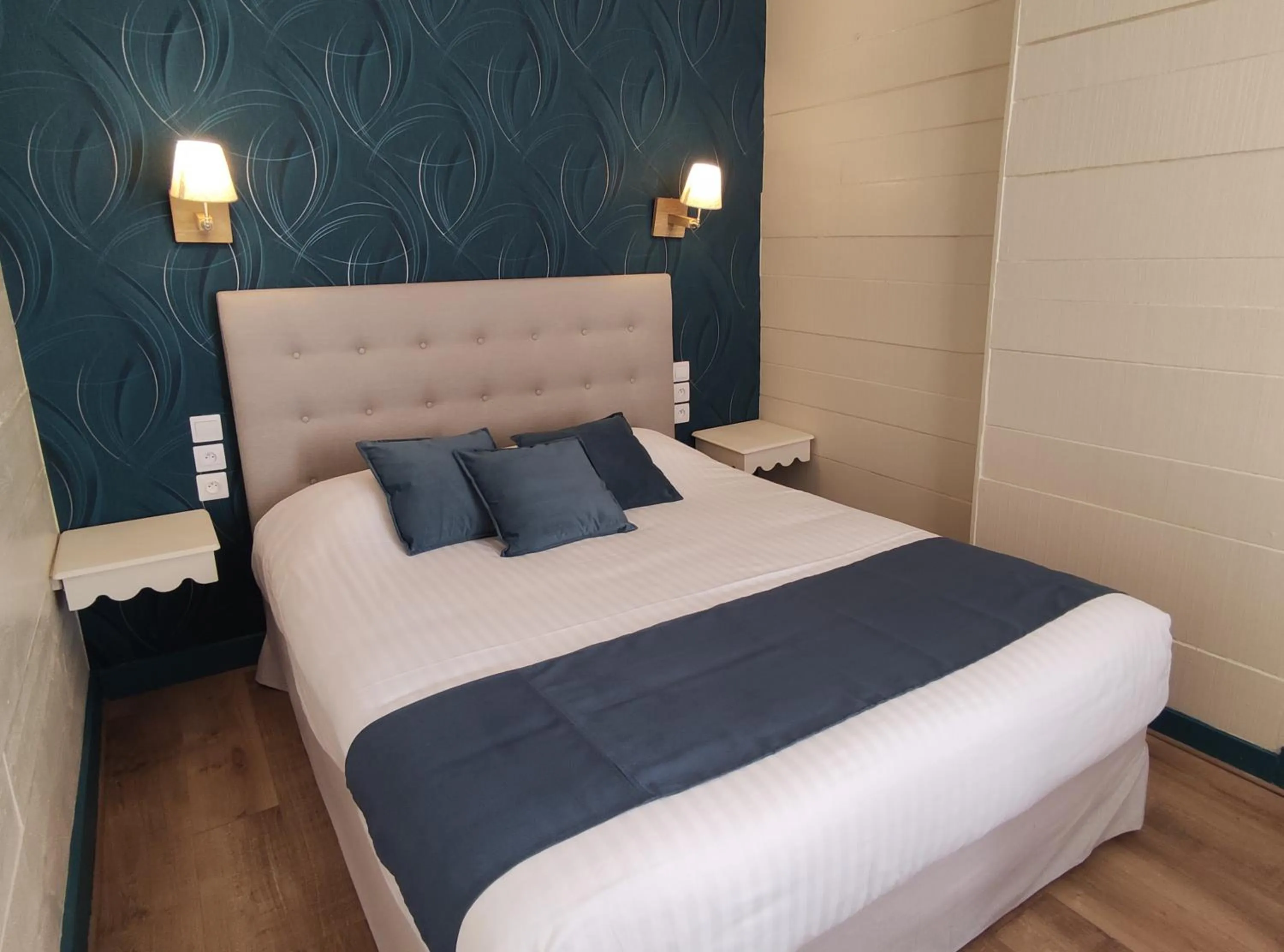 Bed in Le Pavillon Saint-Martin