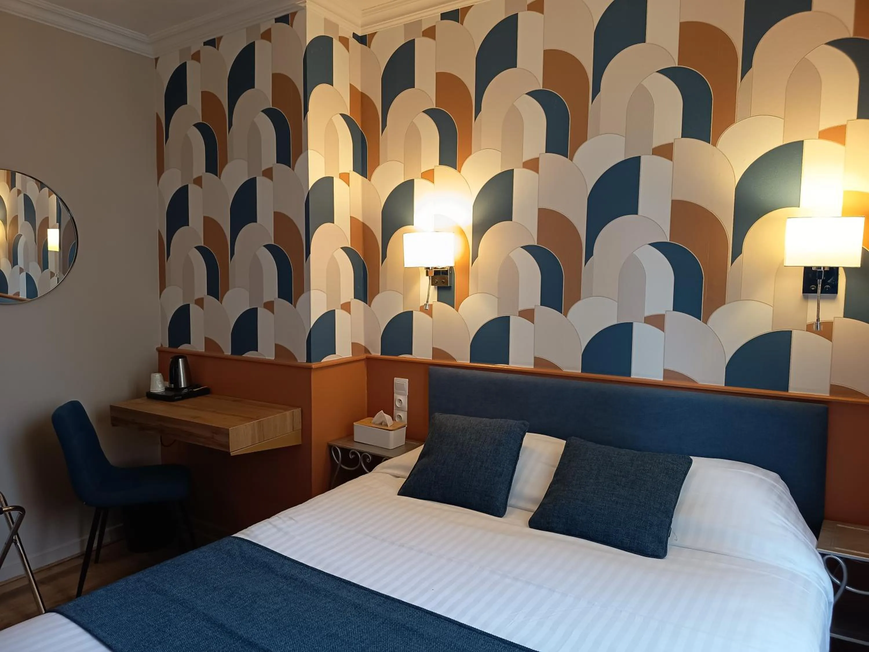 Bedroom, Bed in Le Pavillon Saint-Martin